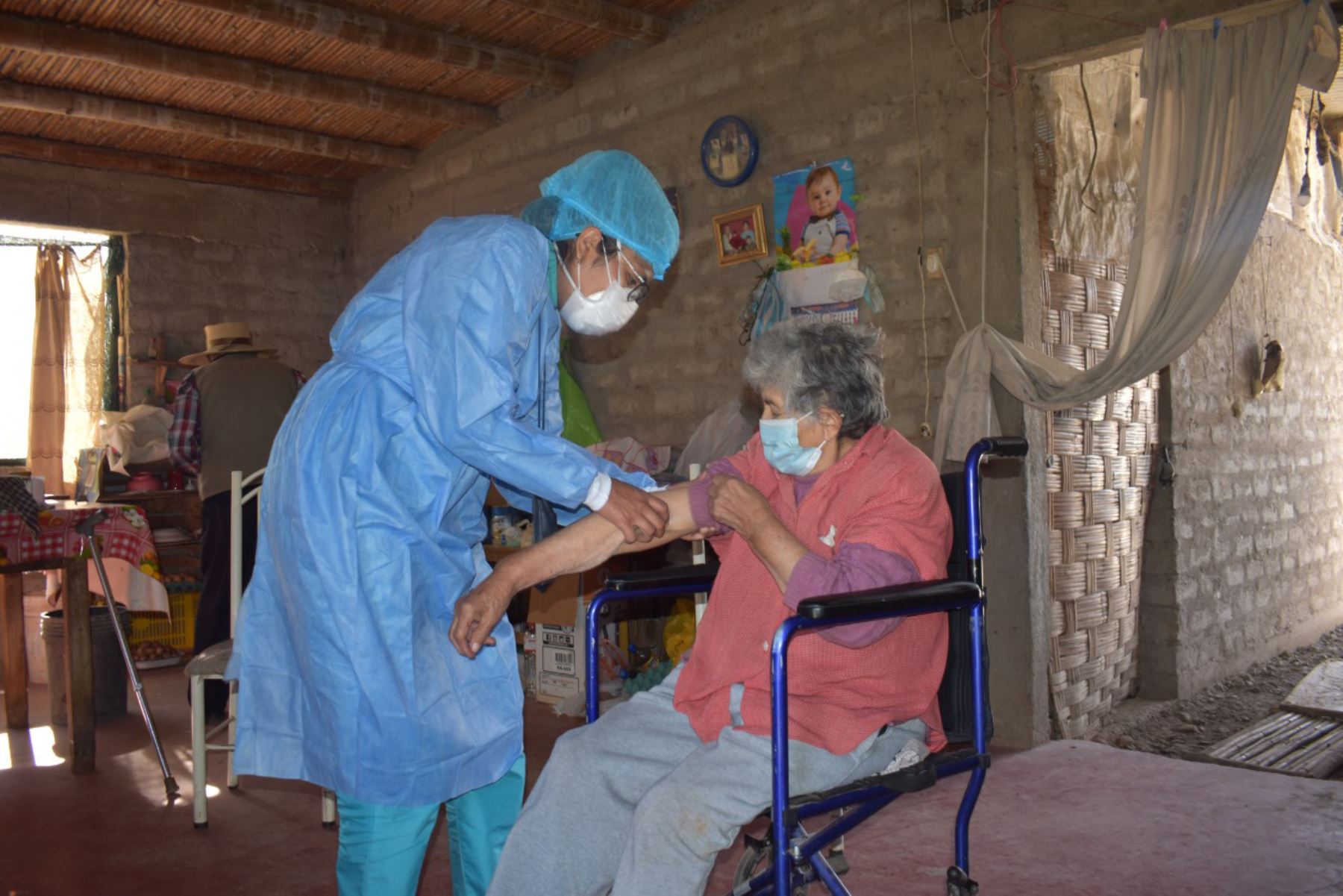 La vacunación contra el covid-19 avanza a paso firme en la región Arequipa. Foto: ANDINA/difusión.