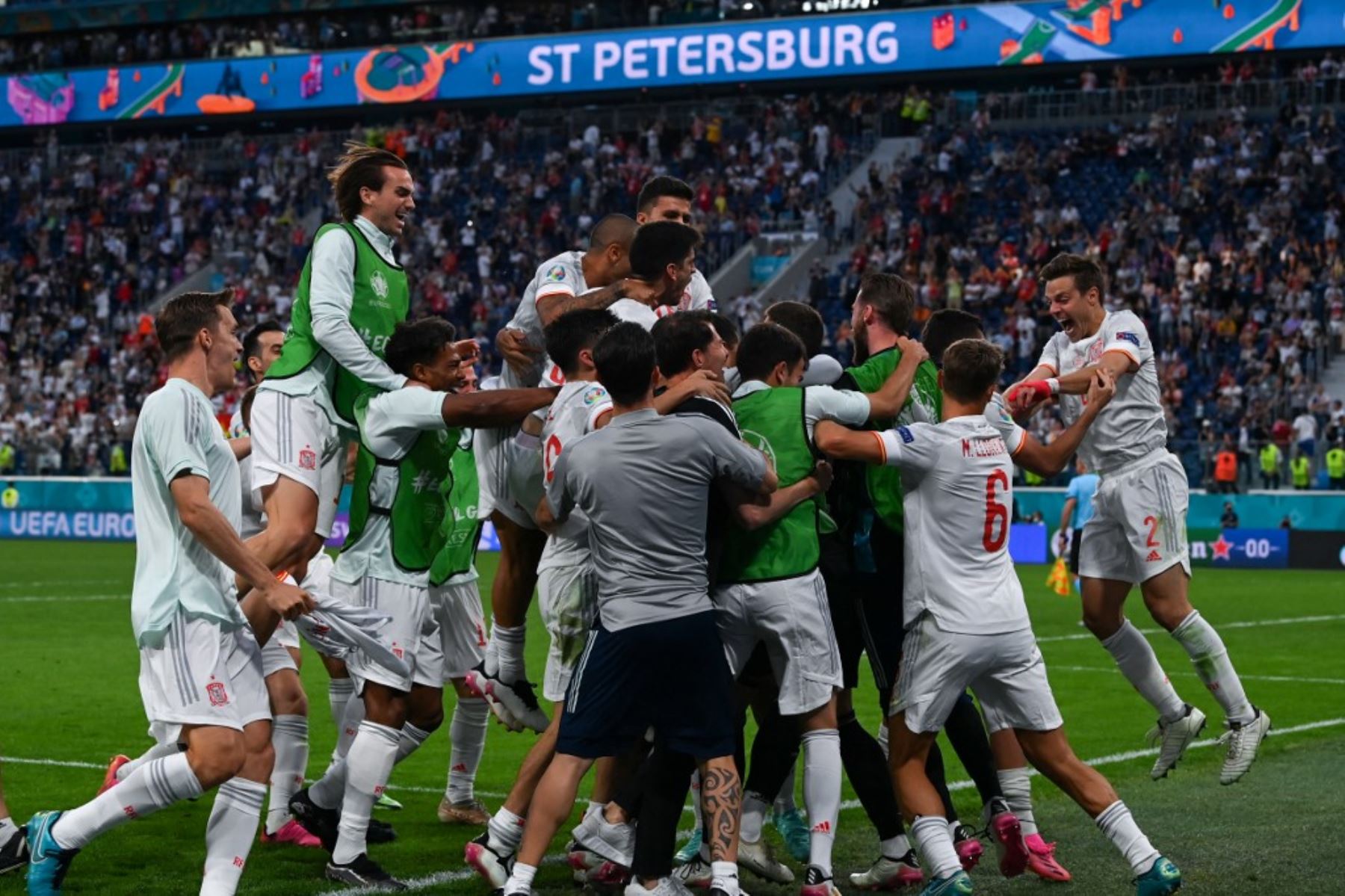 España se convirtió en la primera semifinalista de la Eurocopa 2020 tras vencer 3-1 en la tienda de penales a Suiza