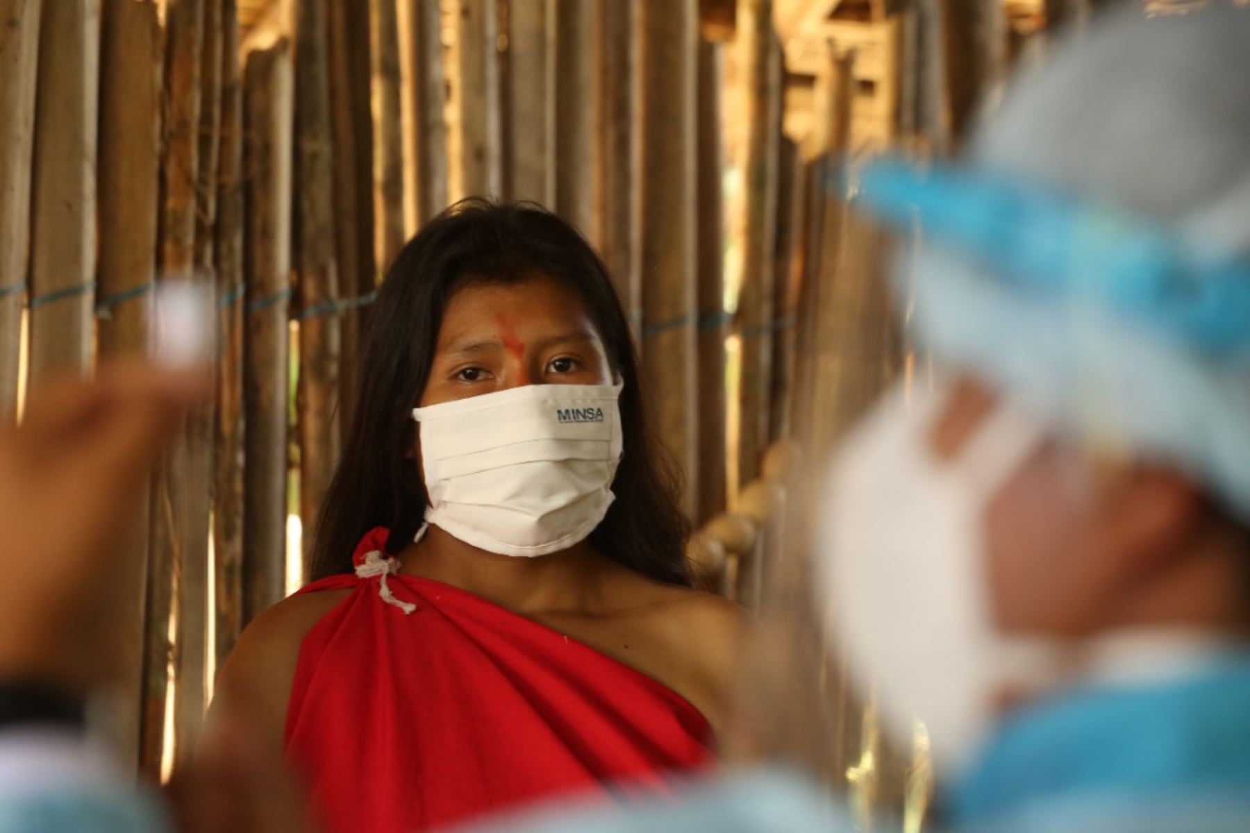 El Ministerio de Salud ha destinado 500,000 dosis de la vacuna contra el covid-19 de Sinopharm a 11 regiones con población amazónica. Foto: ANDINA/difusión.