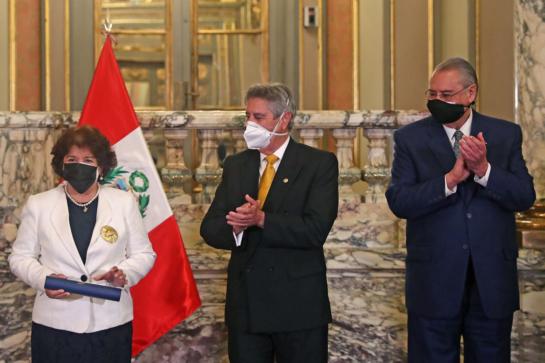 El presidente Francisco Sagasti encabezó la condecoración. Foto: ANDINA/Prensa Presidencia.