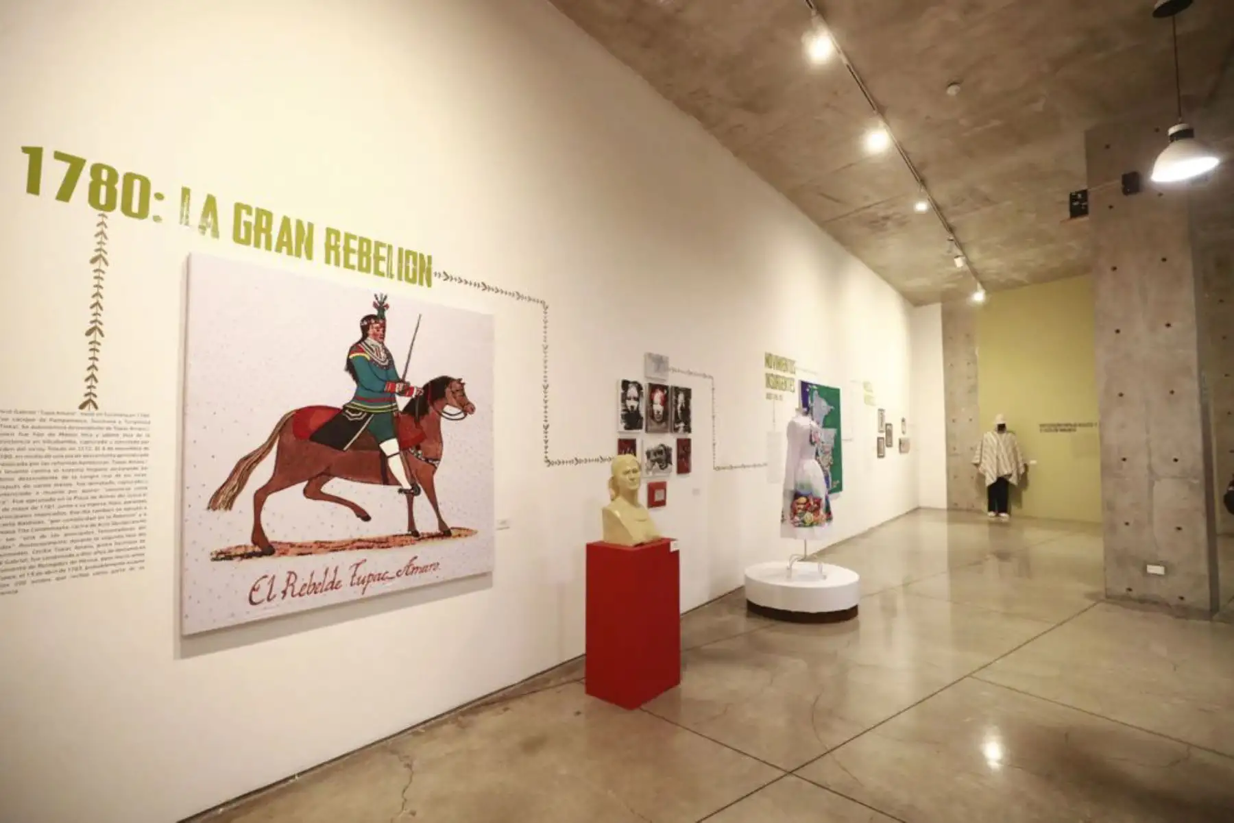 Ministro de Cultura inauguró muestra “Las independencias regionales: Guerra, mujeres y participación popular” en el LUM.  La exposición resalta el rol de las regiones, las mujeres y los sectores populares en la independencia, estará abierta al público desde hoy sábado 03 de julio, previo registro. Foto: ANDINA/Mincul