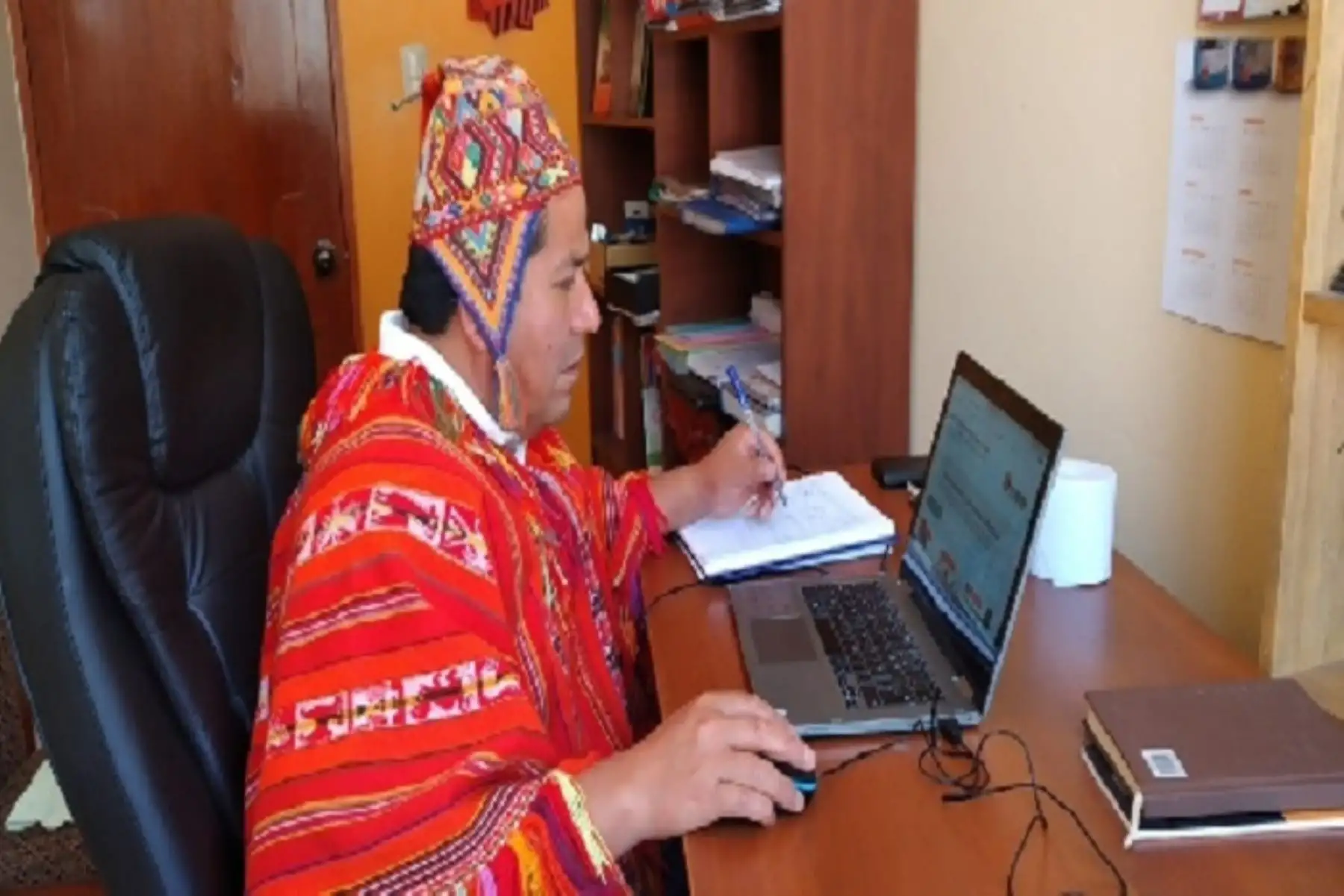 El docente que acredite un nivel de dominio en la lengua originaria obtendrá una bonificación en la calificación de su trayectoria laboral. Foto: ANDINA/Difusión
