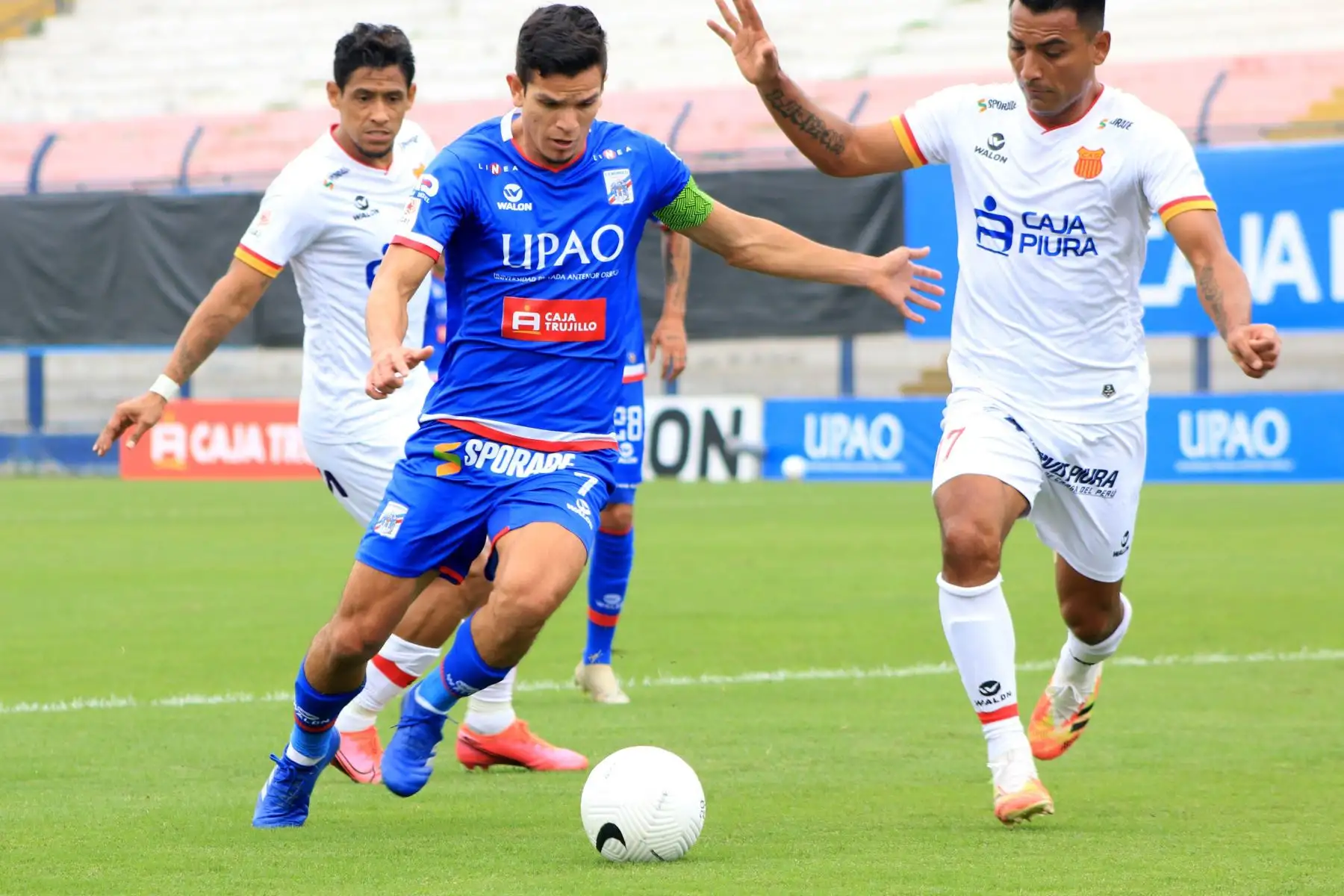 Carlos A. Mannucci se enfrenta ante Atlético Grau  por la semifinal de la Copa Bicentenario, en el estadio Iván Elías Moreno . 
Foto: @camannucci