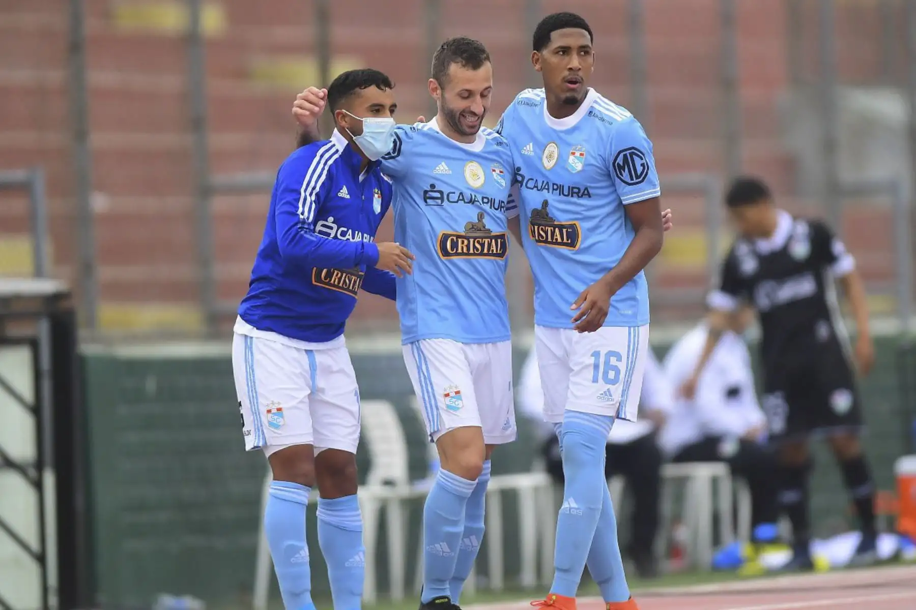 Sporting Cristal ganó 2 a 0 a Unión Comercio clasificando a la final de la Copa Bicentenario. Foto: Liga 1
