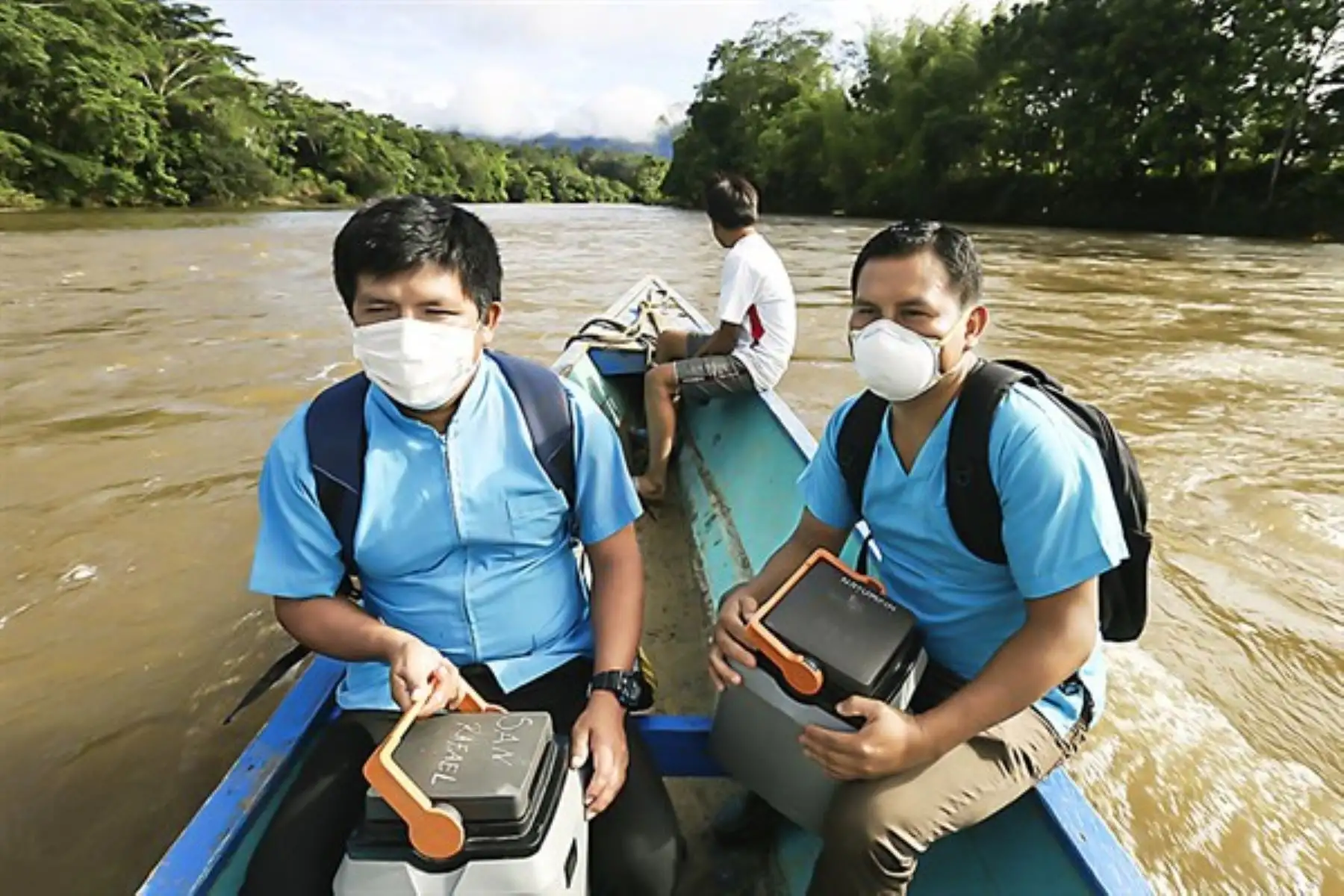 Ugarte: “Tenemos que correr para ampliar la vacunación de todos con dos dosis”. Brigadas de vacunación llegan a la selva peruana. Foto: ANDINA/Difusión.