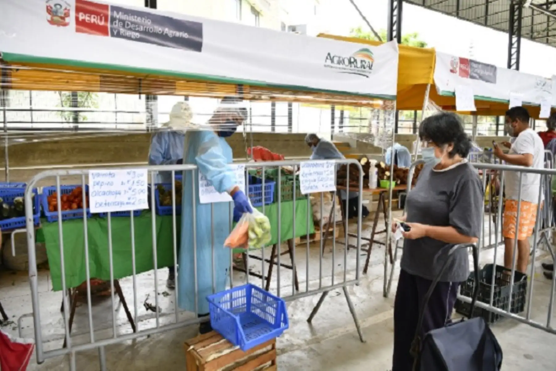 Los Mercados Midagri contribuyen a reactivar la economía y sostenibilidad de más de 29,000 productores del país.