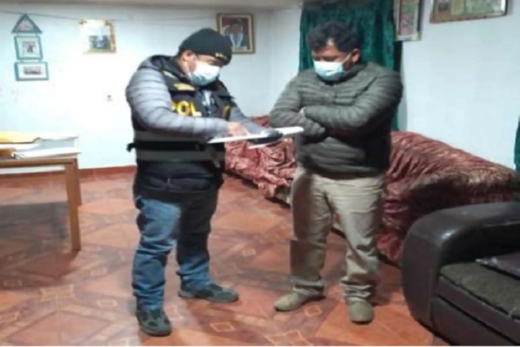 Durante la operación policial se efectuó el allanamiento de tres viviendas ubicadas en el distrito de El Mantaro, provincia de Jauja.