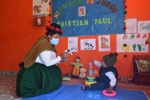 La estrategia Primero la Infancia ha logrado que 90,872 niñas y niños menores de 24 meses de edad accedan oportunamente a los servicios del paquete integrado para el desarrollo infantil temprano. ANDINA/ Midis