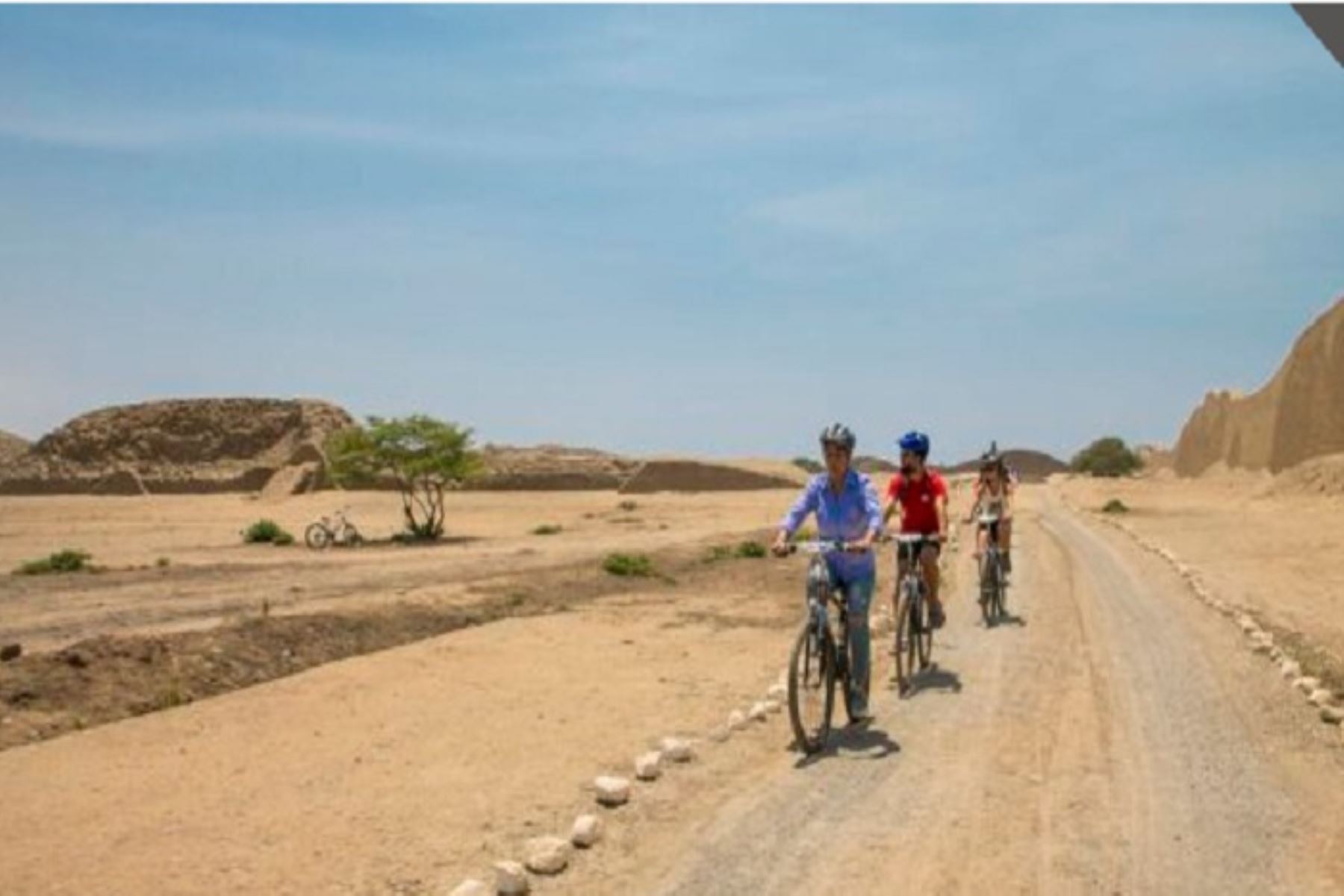 Hace unos meses, agentes de la Policía de Turismo, con apoyo de personal del Proyecto Especial Complejo Arqueológico Chan Chan, intervinieron a ocho ciclistas que se desplazaban por tres sectores de la zona intangible del patrimonio mundial.