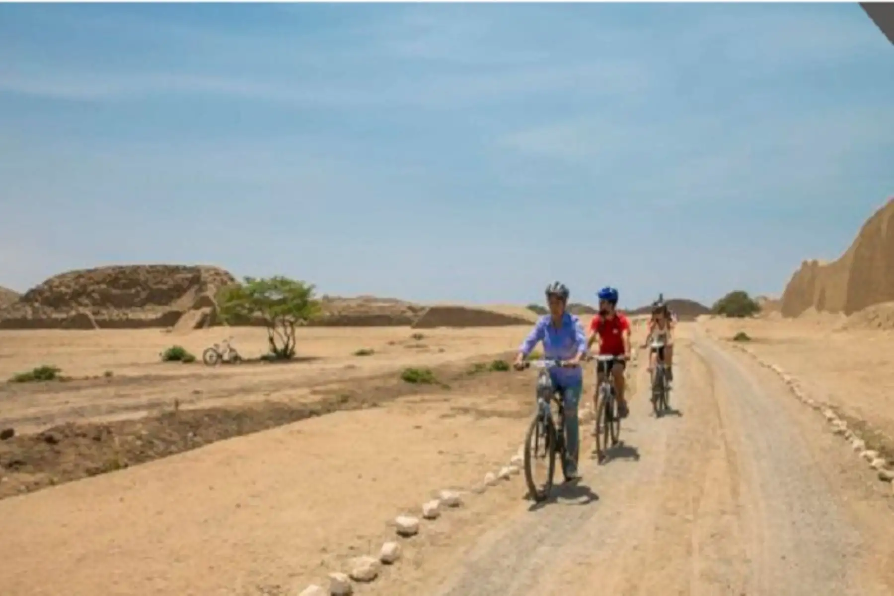 Hace unos meses, agentes de la Policía de Turismo, con apoyo de personal del Proyecto Especial Complejo Arqueológico Chan Chan, intervinieron a ocho ciclistas que se desplazaban por tres sectores de la zona intangible del patrimonio mundial.