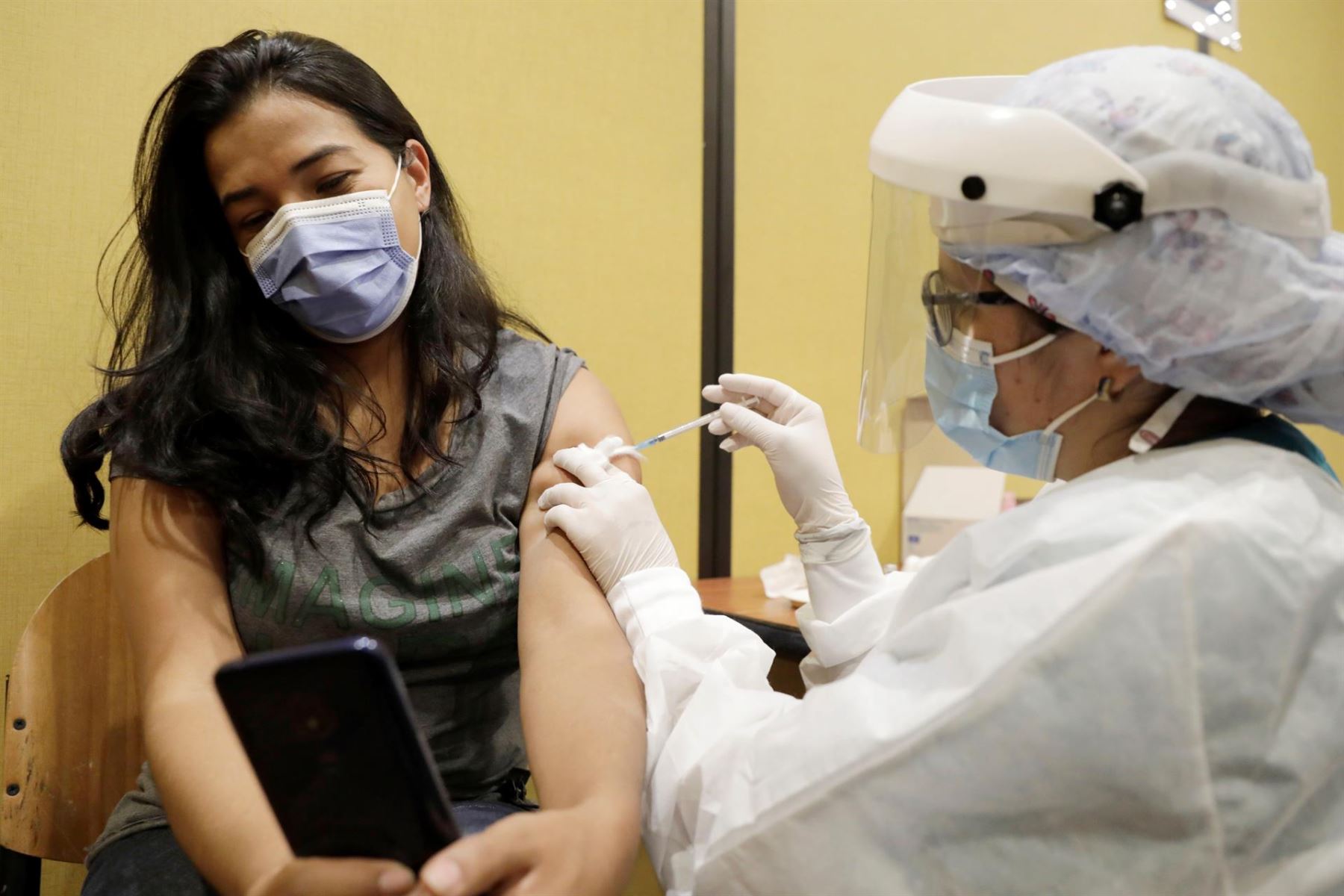 Colombia alcanza los 20 millones de vacunas aplicadas contra el covid-19.