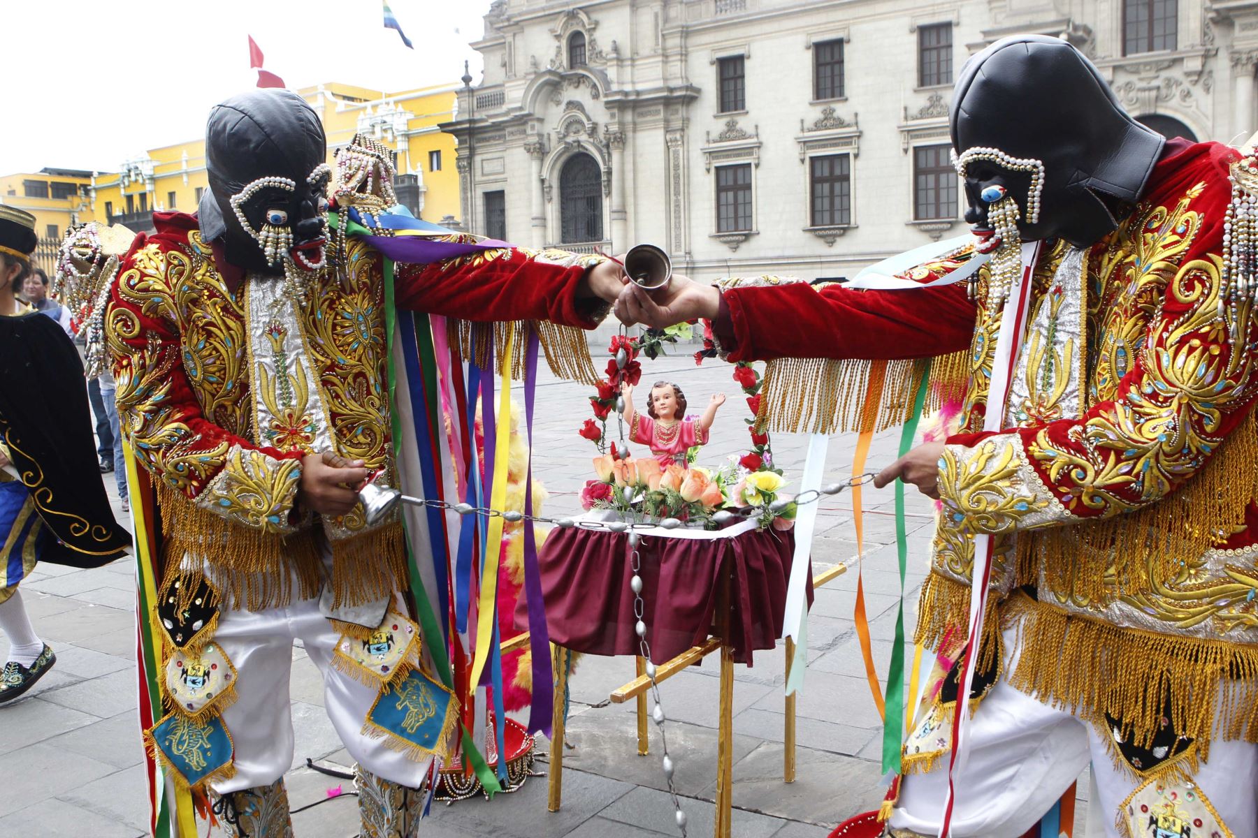 La emblemática danza Negritos de Huánuco es Patrimonio Cultural de la Nación y se interpreta tradicionalmente durante la Festividad del Niño Jesús, desde víspera de Navidad hasta el 20 de enero. Foto: ANDINA/archivo.