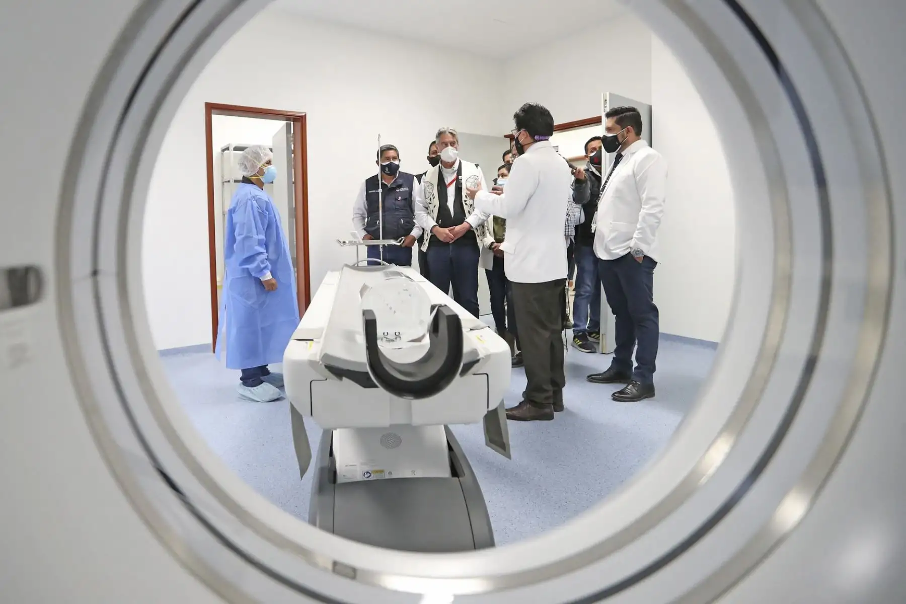 El presidente Francisco Sagasti junto al ministro de Salud, Oscar Ugarte, inspeccionó el Hospital Hermilio Valdizán en Huánuco, Foto: Prensa Presidencia