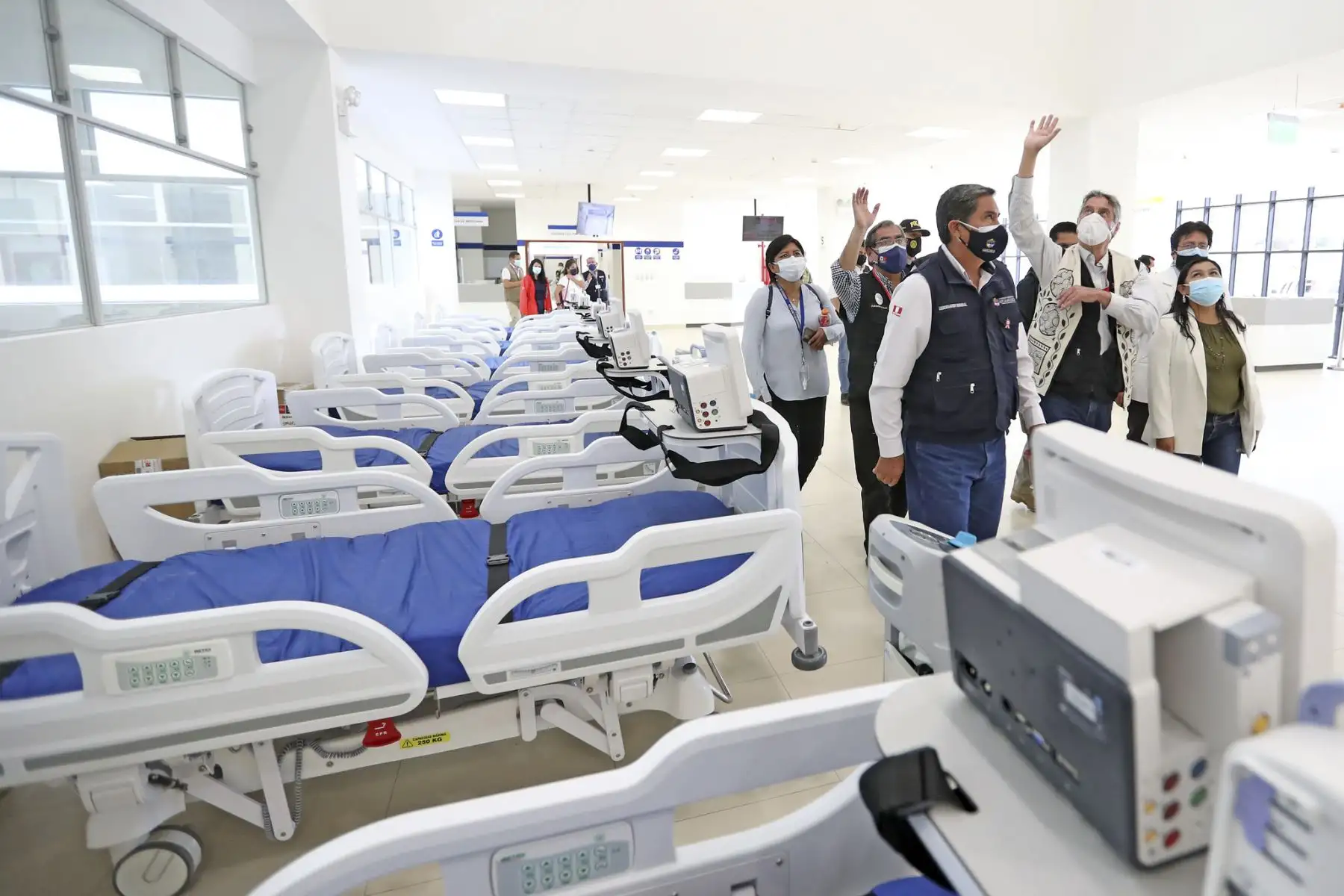 El presidente Francisco Sagasti junto al ministro de Salud, Oscar Ugarte, inspeccionó el Hospital Hermilio Valdizán en Huánuco, Foto: Prensa Presidencia