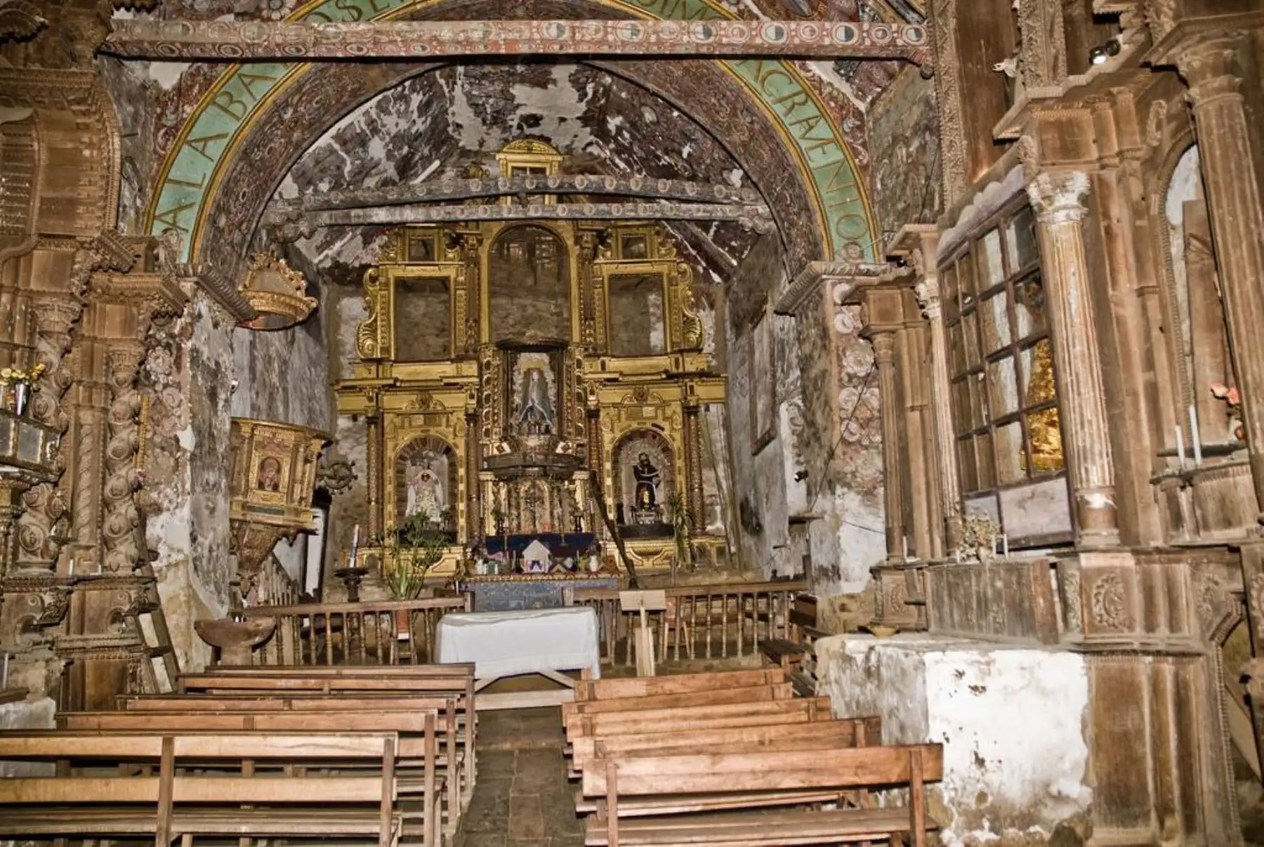 El Ministerio de Cultura reconoció, en el 2015, los conocimientos, prácticas y rituales asociados al repaje o wasichakuy de la iglesia de San Francisco de Asís. Foto: ANDINA/Difusión