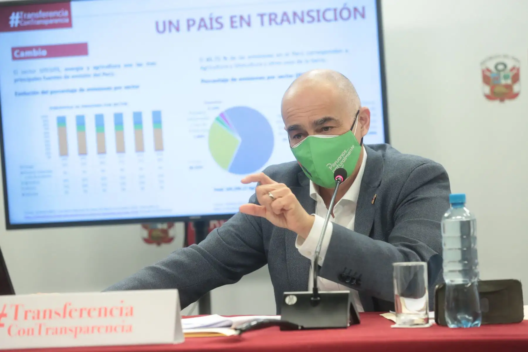 Es necesario generar mecanismos y medidas que mejoren las coordinaciones entre entidades públicas, como los ministerios del Interior, Justicia y Derechos Humanos, Agricultura y Ambiente para que las respuestas sean más eficientes y oportunas. Tenemos que responder a ese reto, sostiene el ministro del Ambiente, Gabriel Quijandría.ANDINA/ Andina