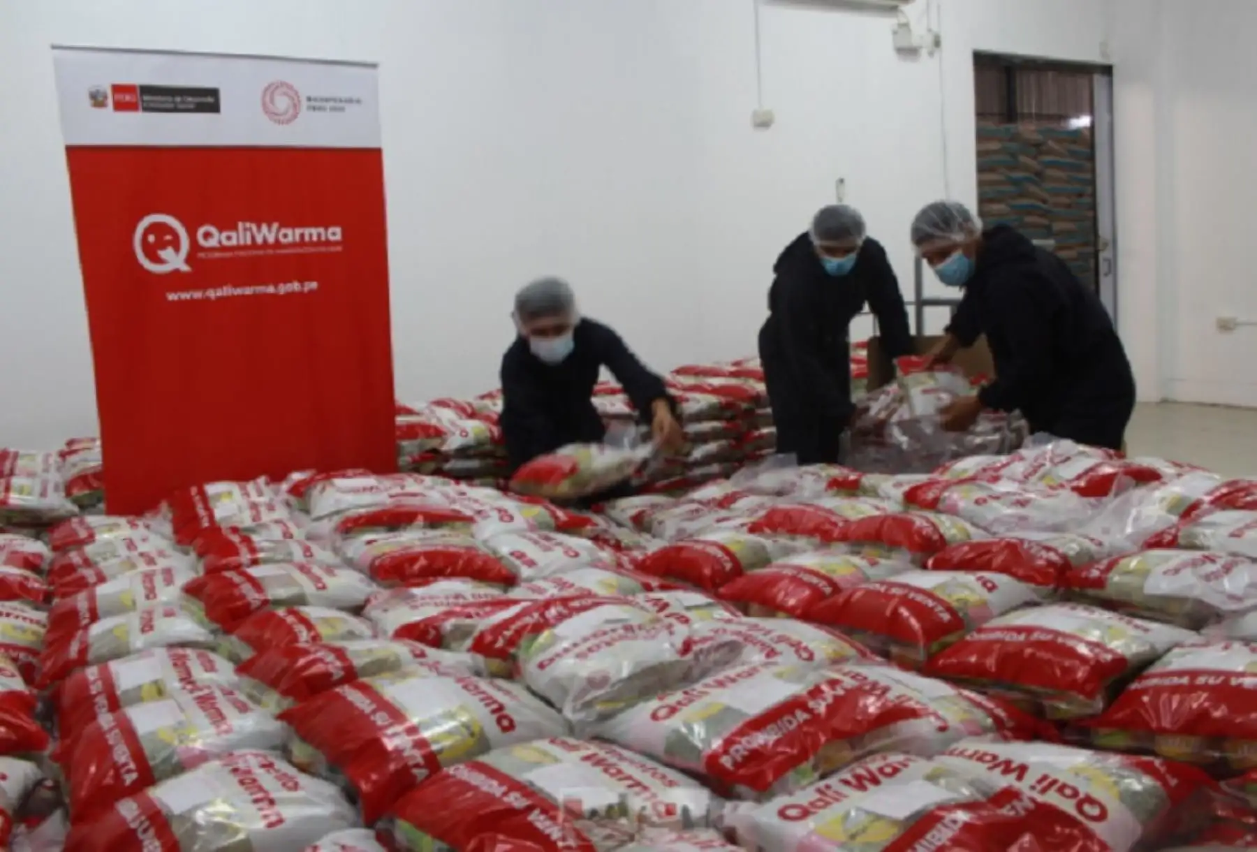 El Programa Nacional de Alimentación Escolar Qali Warma del Ministerio de Desarrollo e Inclusión Social (Midis) destinó 35.8 toneladas de alimentos para la atención de 6,214 personas en situación de vulnerabilidad de la provincia de Chiclayo.