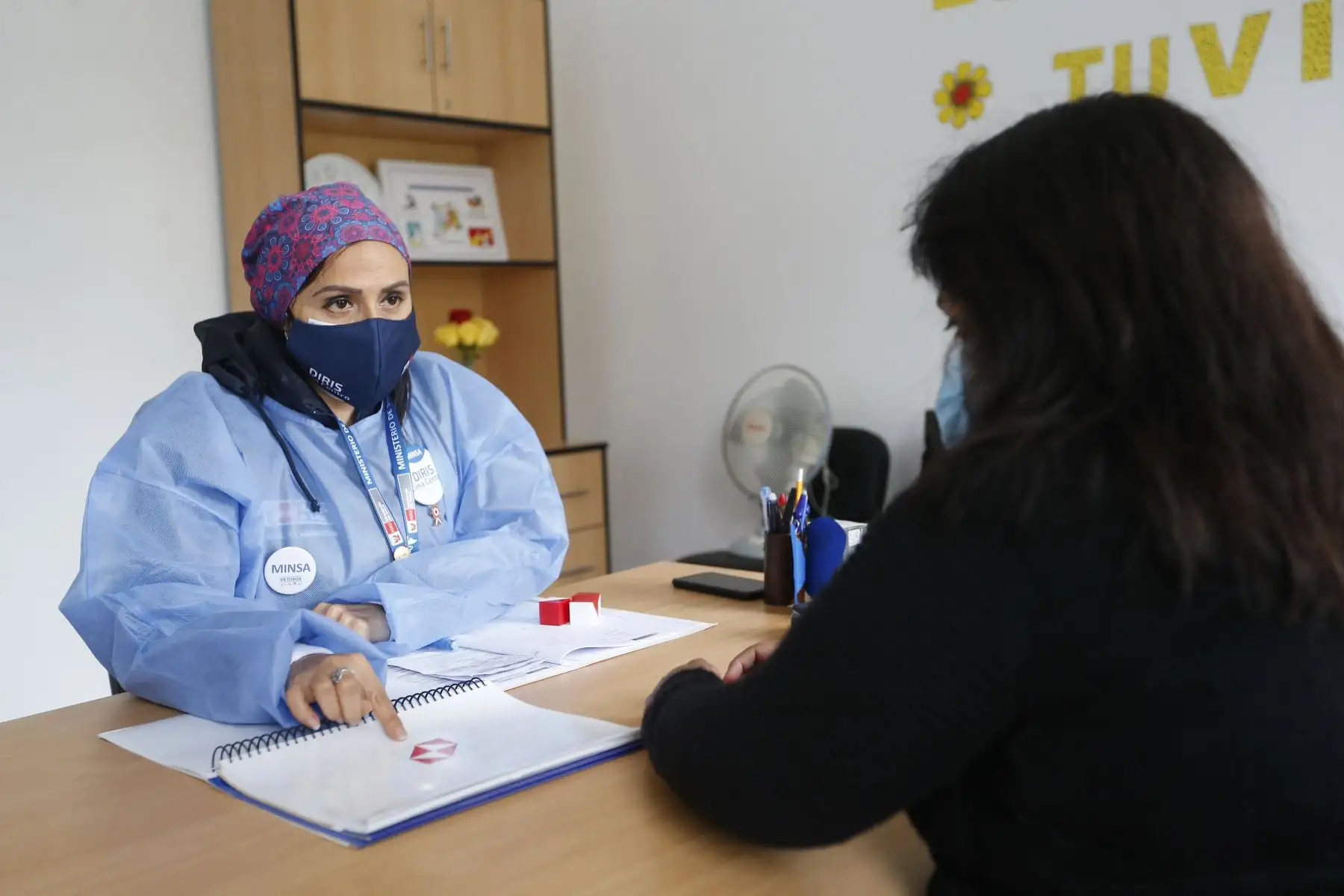 El equipo se encuentra integrado por psiquiatras, psicólogos, terapeutas ocupacionales y de lenguaje, asistente social y enfermeros, los mismos que brindarán atención especializada a los ciudadanos con diversos problemas mentales, bajo un enfoque comunitario e inclusivo. Foto: ANDINA/Minsa