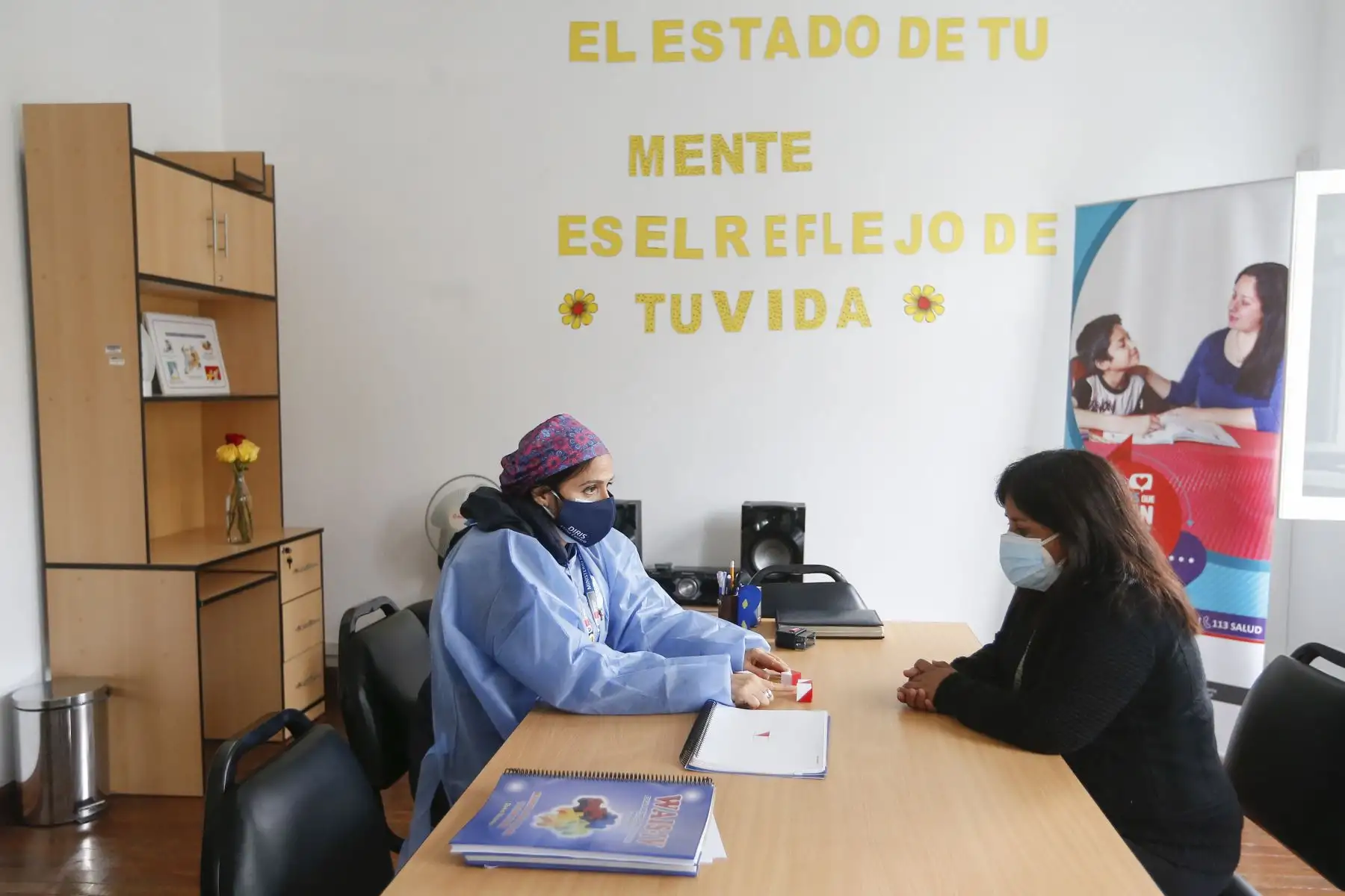 El equipo se encuentra integrado por psiquiatras, psicólogos, terapeutas ocupacionales y de lenguaje, asistente social y enfermeros, los mismos que brindarán atención especializada a los ciudadanos con diversos problemas mentales, bajo un enfoque comunitario e inclusivo. Foto: ANDINA/Minsa