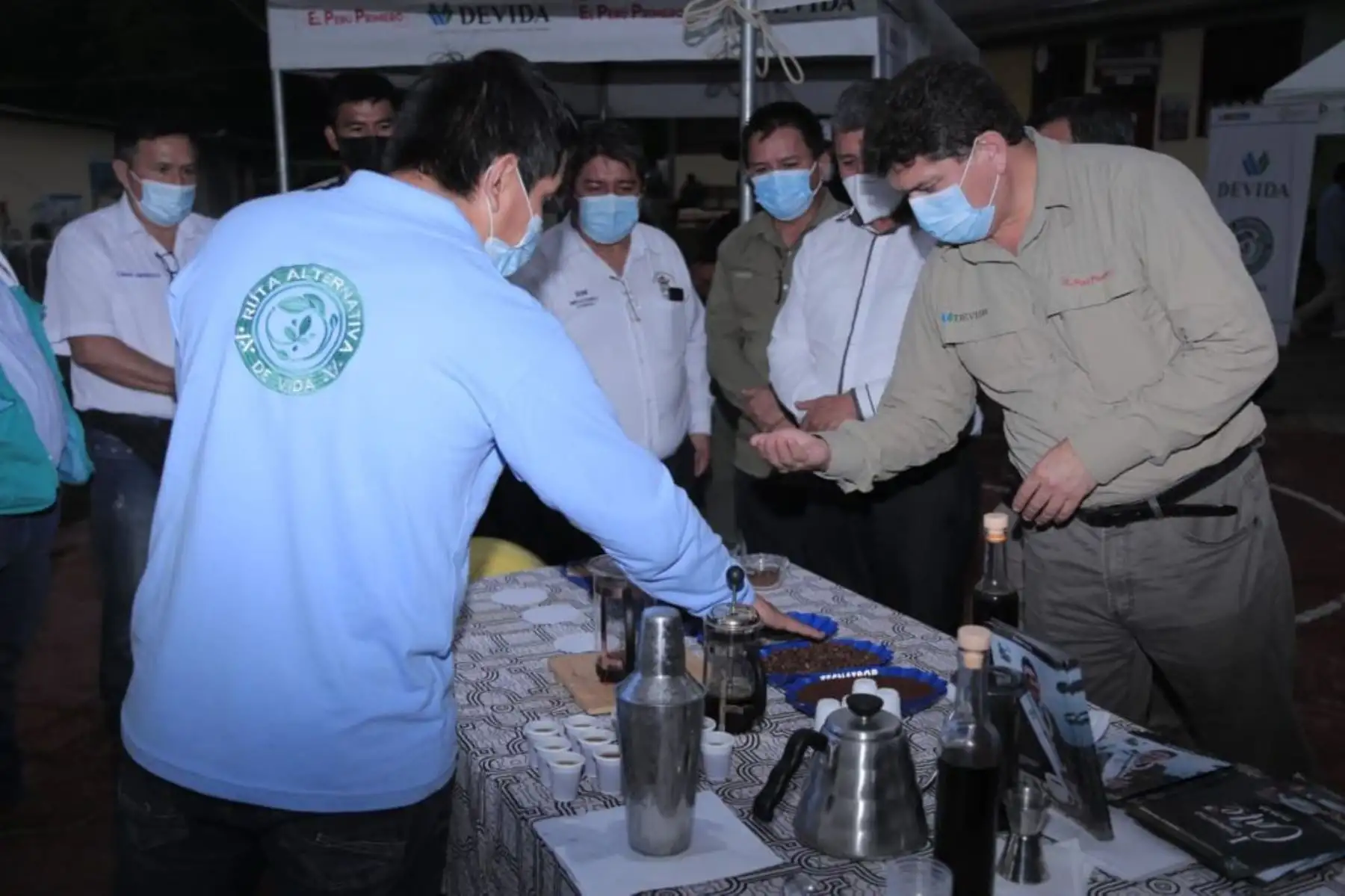 Huánuco: Devida promueve actividades de café, piscicultura y caminos en el Alto Huallaga
