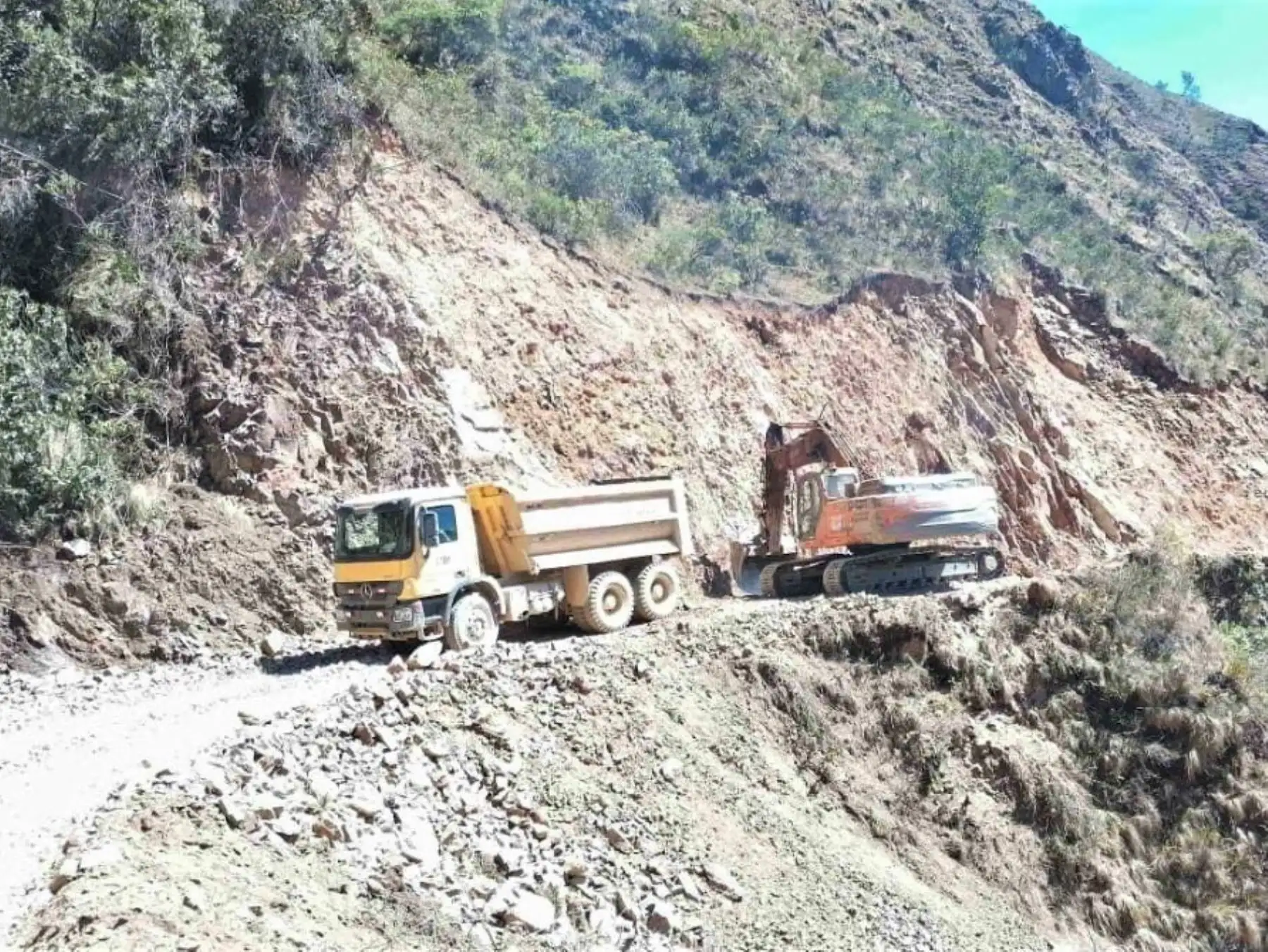 MTC destaca avances en los trabajos de construcción de la carretera Calemar-abra El Naranjillo, que unirá La Libertad con San Martín. ANDINA/Difusión