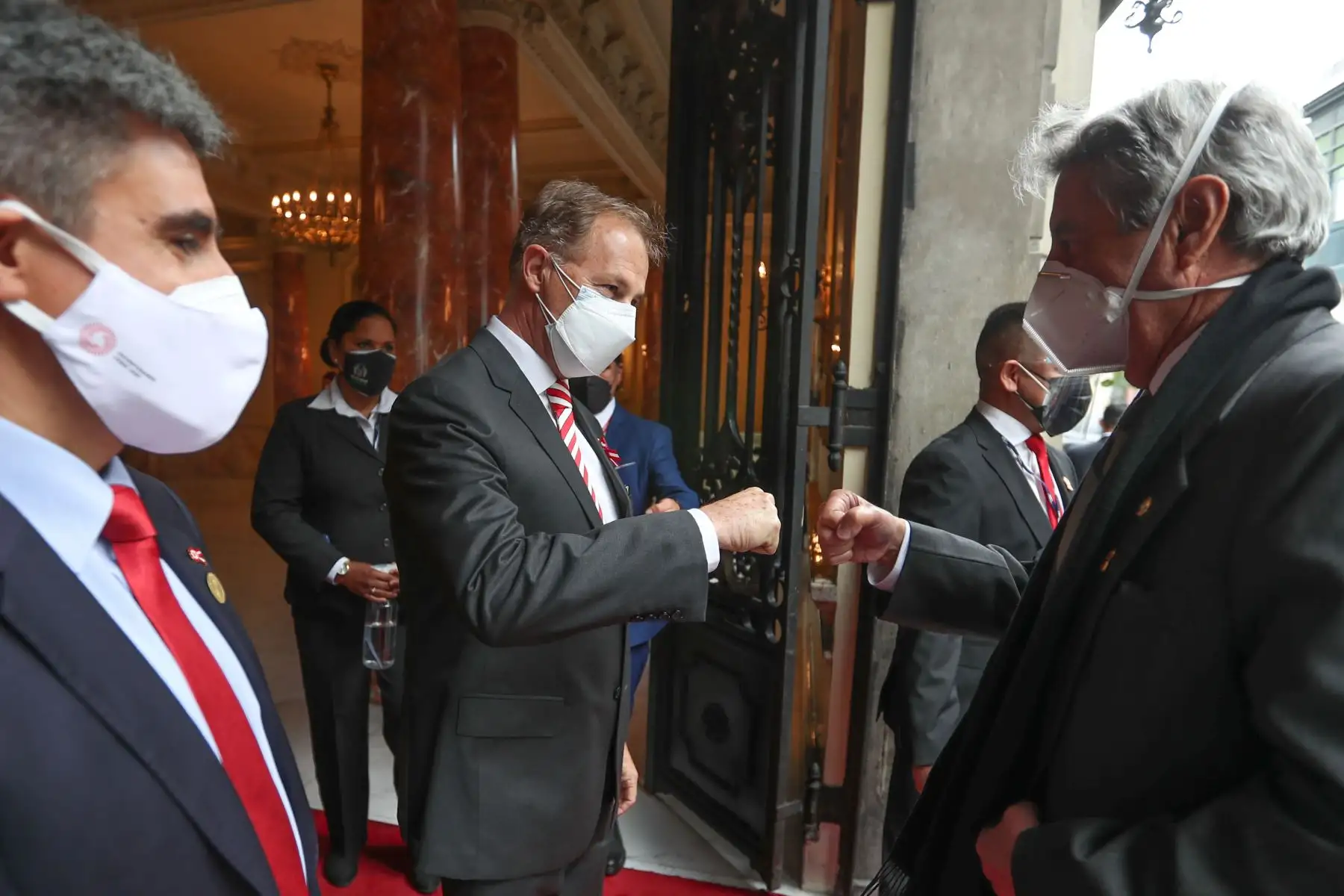El presidente Francisco Sagasti, participa en la ceremonia de conmemoración de los 200 años de la firma del Acta de Declaración de la Independencia del Perú. Foto: ANDINA/ Prensa Presidencia