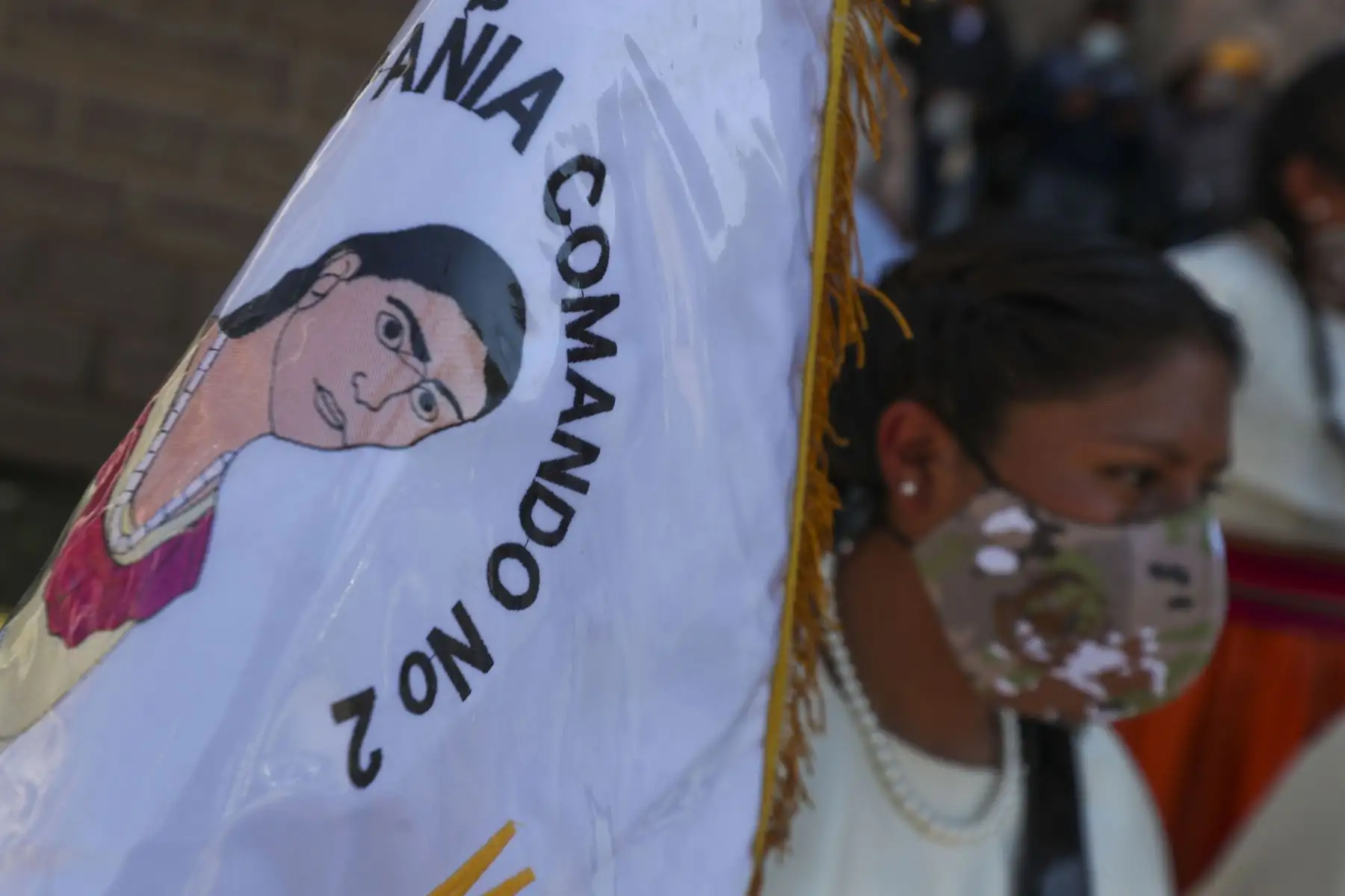 En Ayacucho se condecora con Orden Emérita a la Mujer del Bicentenario a María Andrea Parado Jayo de Bellido, en mérito a sus actos heroicos por la gesta emancipadora del Perú. Participan en ceremonia la premier Violeta Bermúdez y la Ministra de Defensa Nuria Esparch, entre otras ministras de estado. Foto: ANDINA/PCM