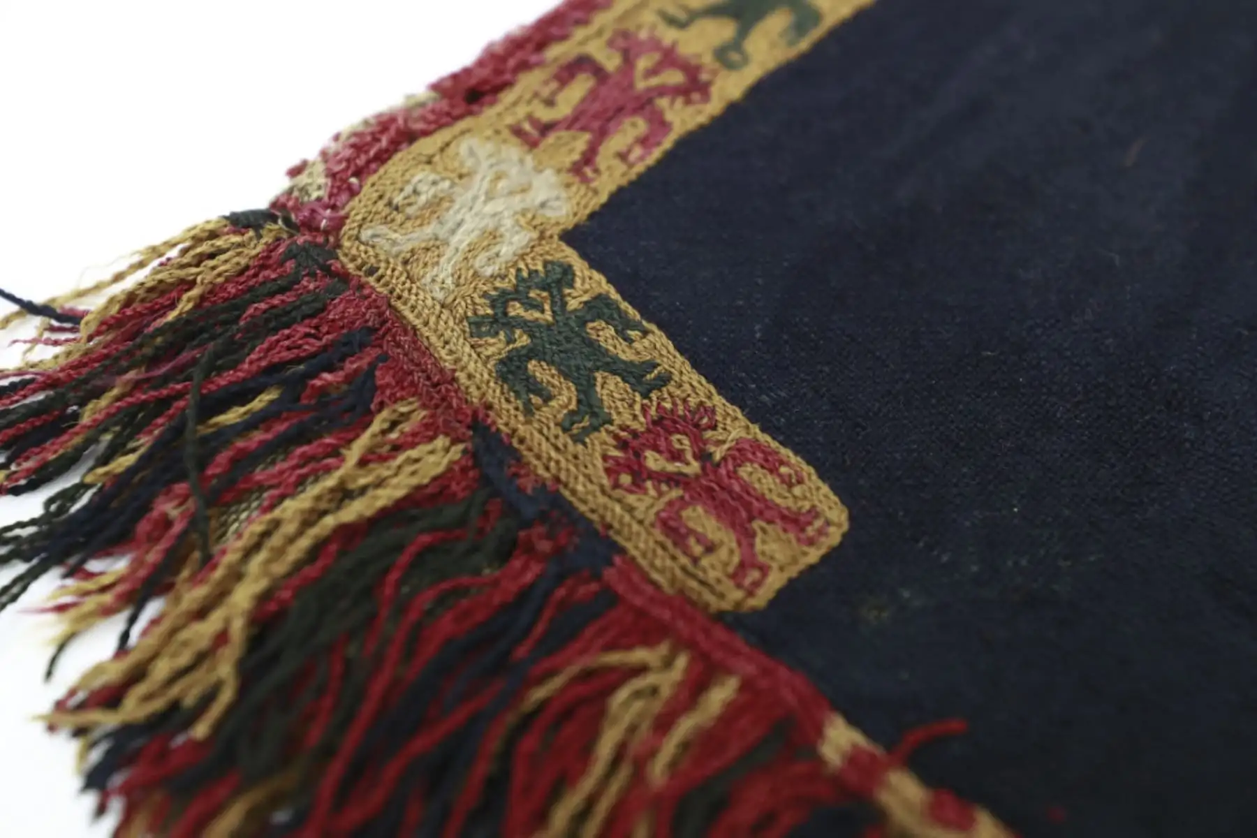 El Ministerio de Cultura recibió un total de  57 textiles prehispánicos de la Cultura Paracas, recientemente repatriados desde el Reino de Suecia. La ceremonia de entrega oficial se realizó en el Salón de Embajadores del Palacio de Torre Tagle. Foto: ANDINA/Difusión