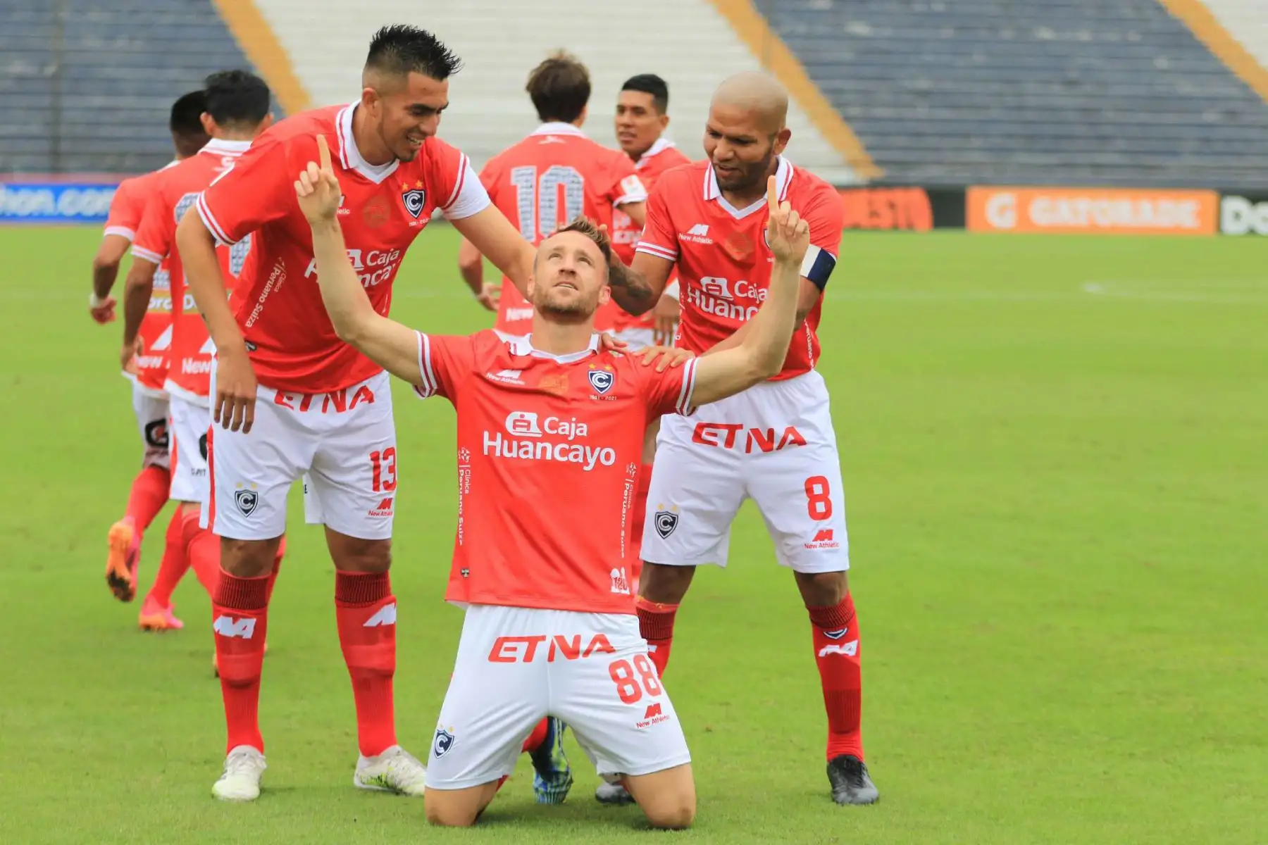 El jugador de Cienciano, Danilo Carando  celebra su gol ante Sport Boys, en partido de  la Fase 2 de la Liga1 Betsson  en el Estadio Alejandro Villanueva.
Foto: Liga 1