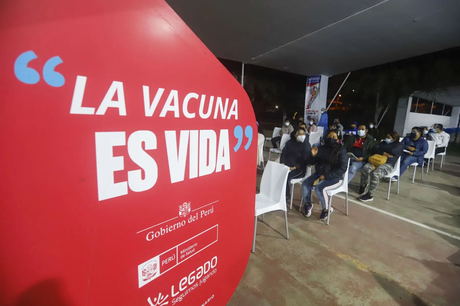 Campaña “Vacunatón” se realiza con normalidad en el parque zonal Mayta Capac en el distrito de San Martín de Porres. Foto: ANDINA/PCM
