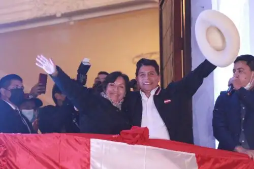 Presidente electo Pedro Castillo y vicepresidenta electa Dina Boluarte. ANDINA/Jhony Laurente