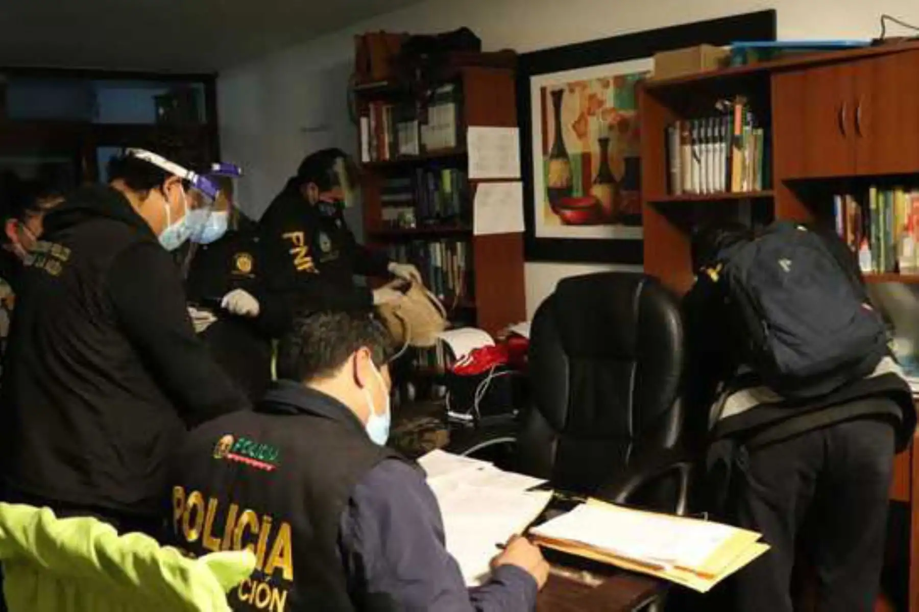Gracias a denuncia ciudadana, autoridades dirigieron megaoperativo esta madrugada en cuatro distritos. Foto: ANDINA/Difusión