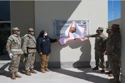 Este centro que cuenta con cinco hangares con tecnología rusa y dos hangares peruanos, se levanta sobre un terreno de 125 hectáreas.