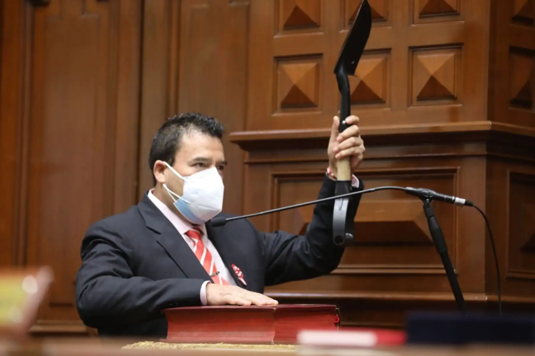 Congresistas electos de Acción Popular  juraron al cargo: Pedro Edwin  Martínez TalaveraSilvia María Monteza FachoJuan Carlos  Mori CelisKarol Ivett Paredes Fonseca
