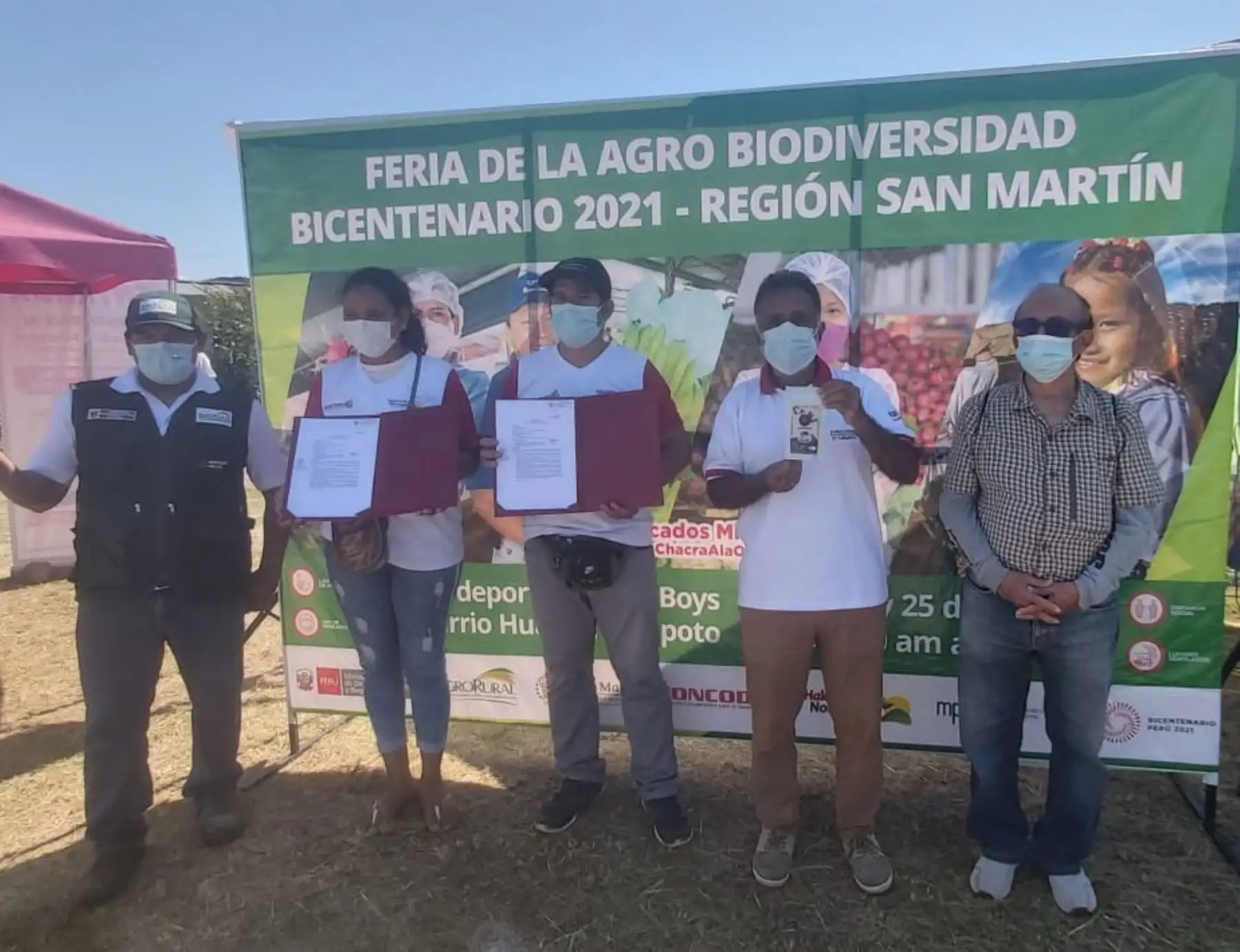Emprendedores agrícolas de San Martín participan en Feria de la Agrobiodiversidad Bicentenario 2021 que se realiza en Tarapoto.