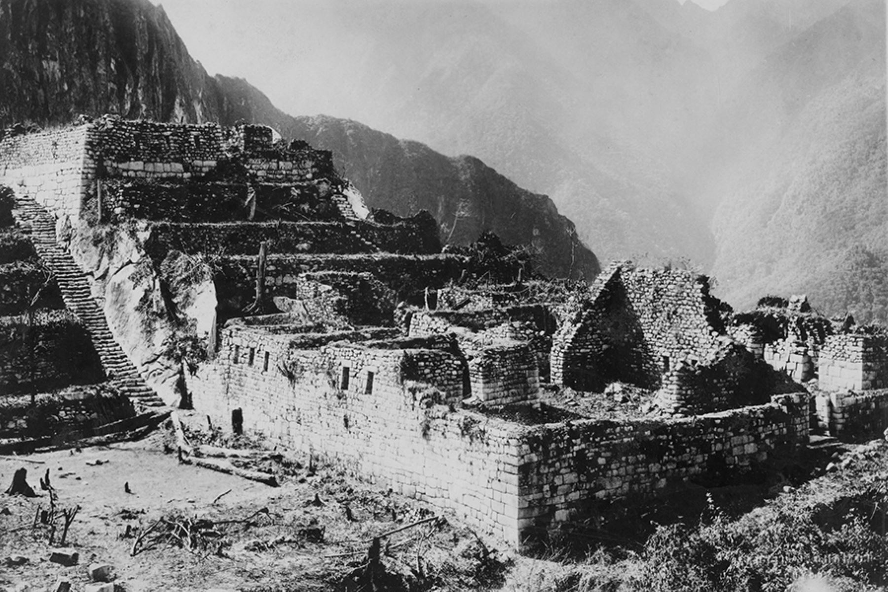 Fotografía de Martín Chambi de la ciudadela inca de Machu Picchu.