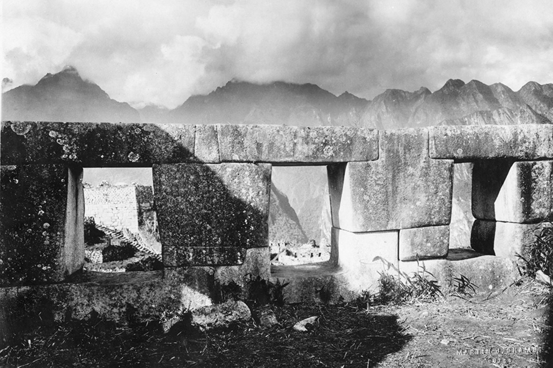 Fotografía de Martín Chambi de la ciudadela inca de Machu Picchu.