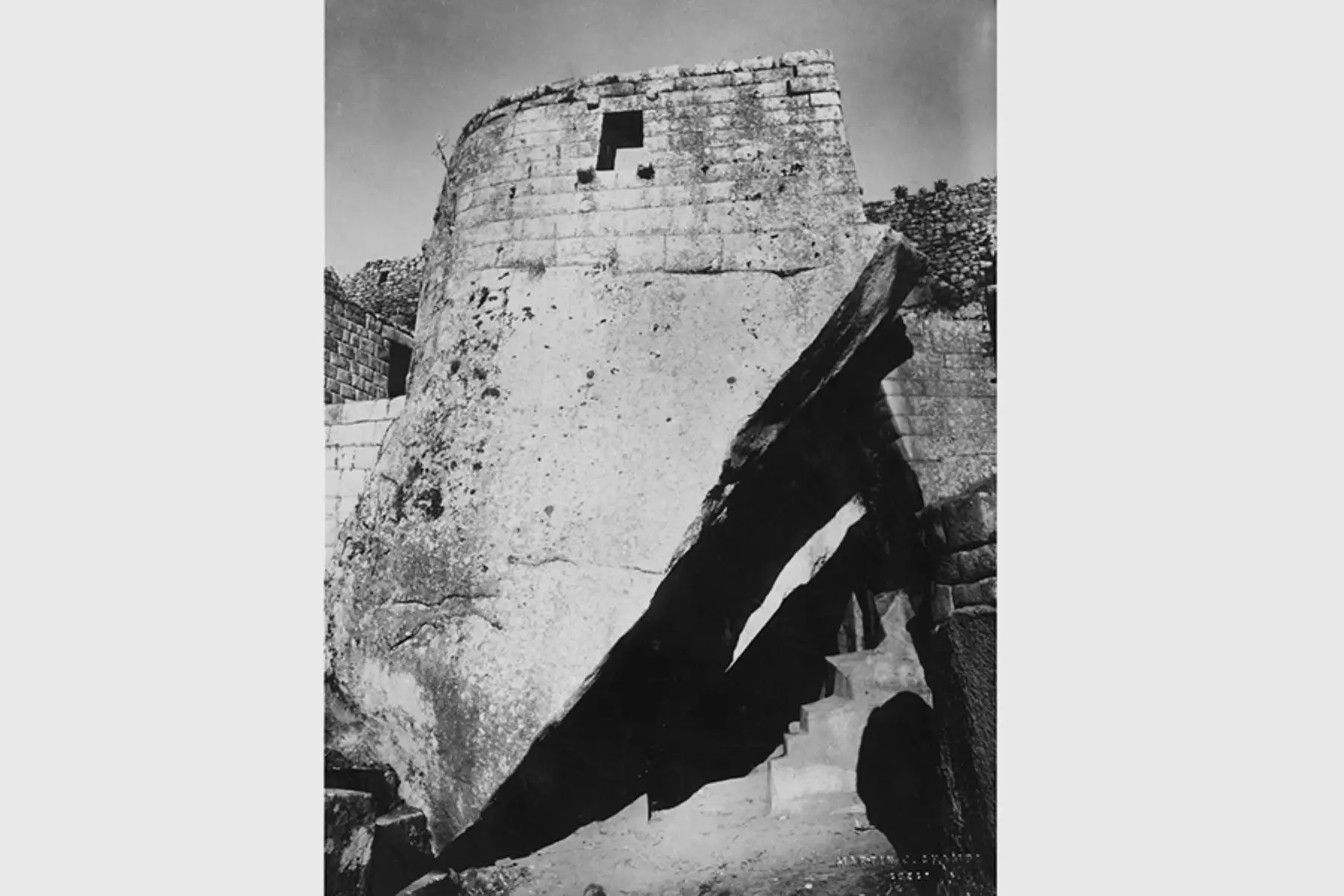 Fotografía de Martín Chambi de la ciudadela inca de Machu Picchu.