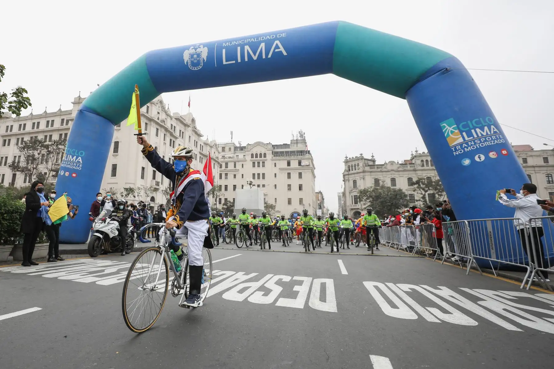 Municipalidad de Lima organiza bicicleteada "Pedaleando por el Bicentenario del Perú”. Esta actividad se realiza en simultáneo en varias ciudades del país e incluye un recorrido ciclístico de 25 km en cada lugar. Foto: ANDINA/Municipalidad de Lima