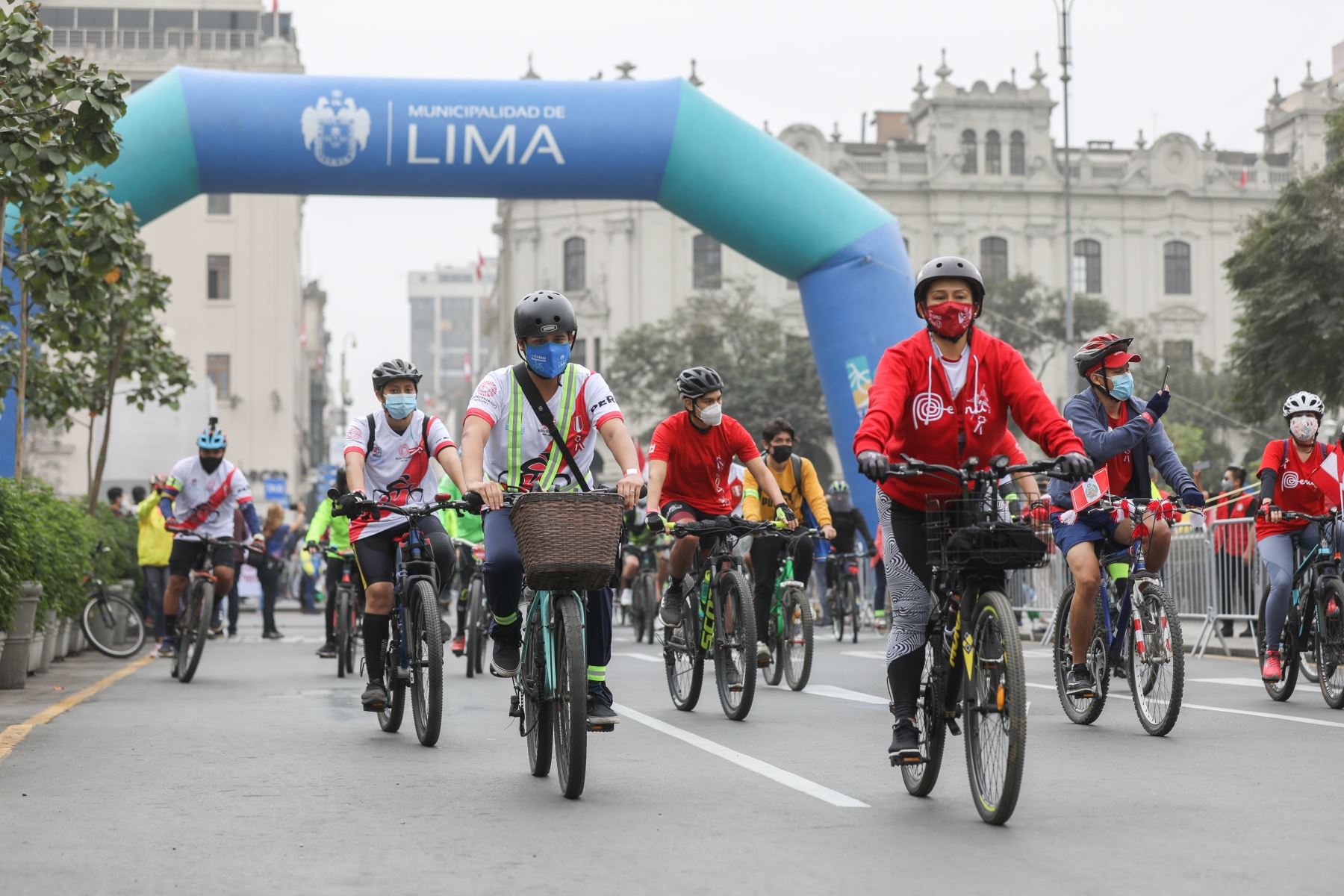 Municipalidad de Lima organiza bicicleteada "Pedaleando por el Bicentenario del Perú”. Esta actividad se realiza en simultáneo en varias ciudades del país e incluye un recorrido ciclístico de 25 km en cada lugar. Foto: ANDINA/Municipalidad de Lima