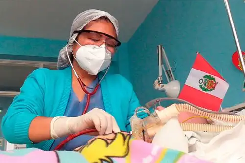 Por primera vez cirujanos del INSN – Breña trataron “Fetus in fetu”, mal congénito que registra aproximadamente 200 casos en el mundo. Foto: ANDINA/INSN