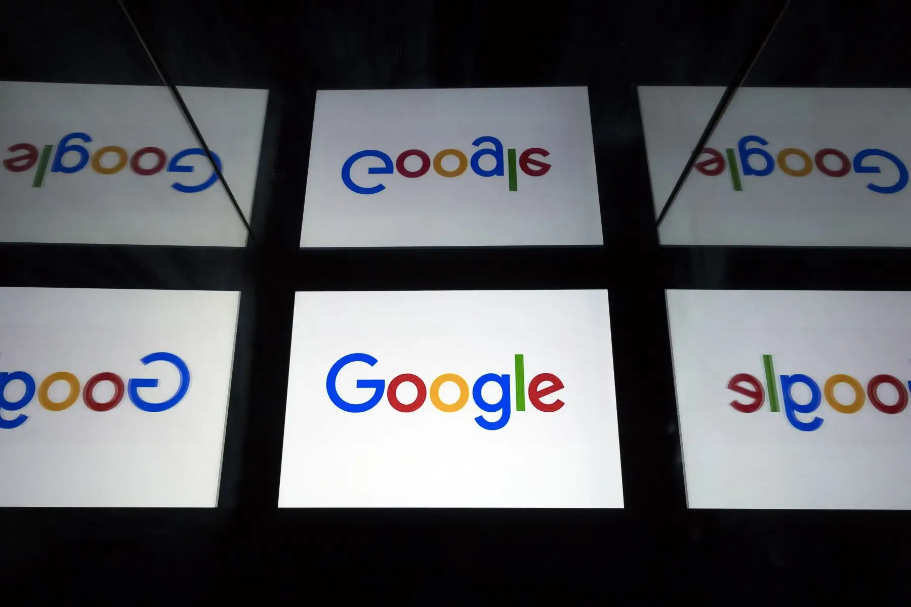 A finales de año, YouTube tendrá más de 2.000 millones de espectadores en todo el mundo, según eMarketer, lo que supone casi el 64% de la audiencia de vídeos en línea. Foto: AFP