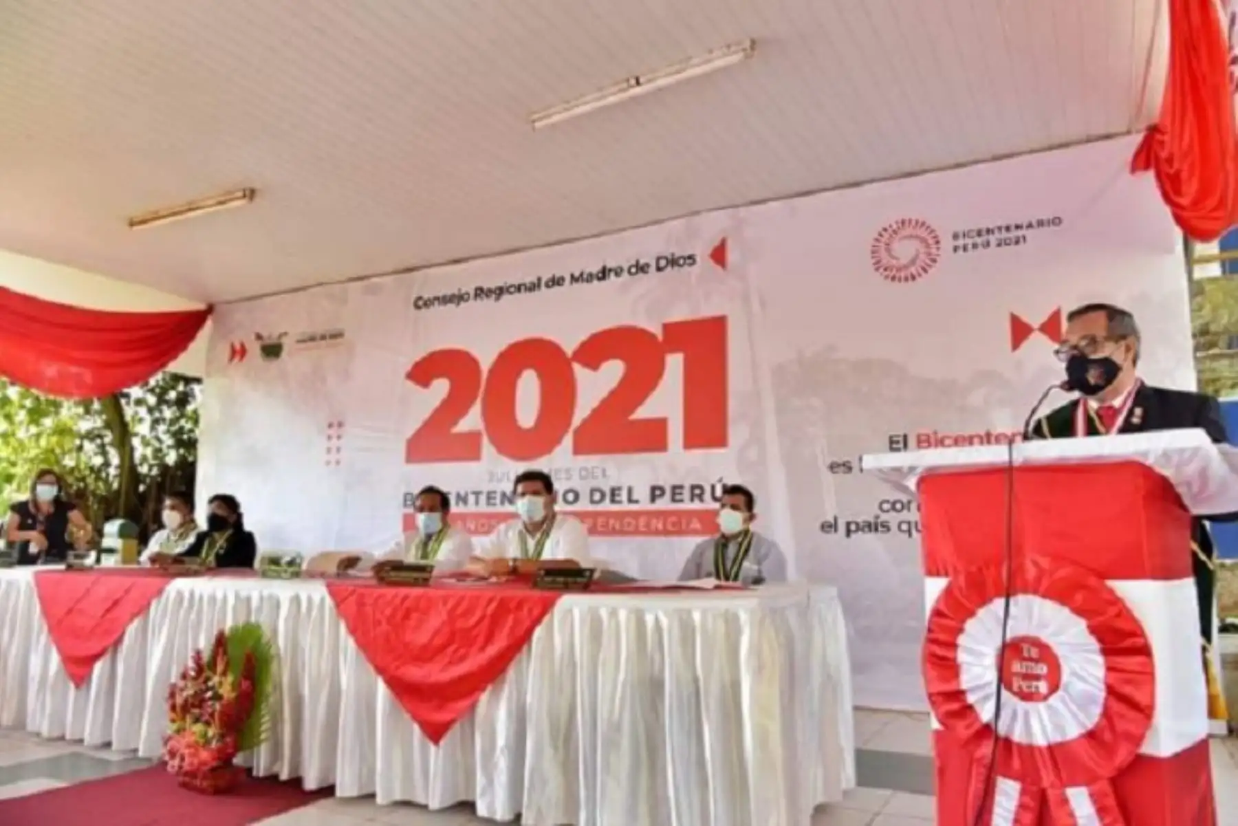 Gobernador regional instó a la unidad para enfrentar las adversidades y seguir adelante en favor de la población y generaciones venideras.
