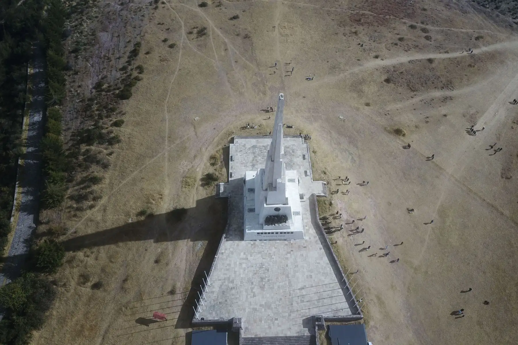 Imágenes de la Pampa de la Quinua, Ayacucho, donde se selló la Independencia del Perú en 1824. Allí se desarrollará, mañana, el acto simbólico de juramentación del presidente Pedro Castillo.
Foto: ANDINA/ Juan Carlos Guzmán