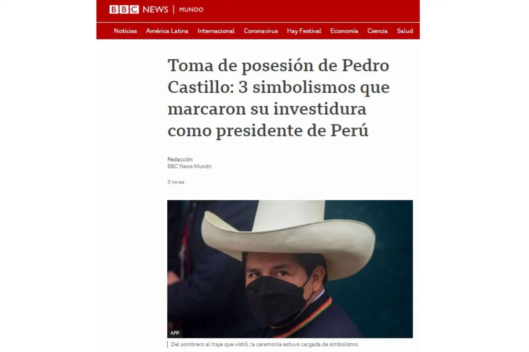 Ataviado con su tradicional sobrero de paja y ala ancha y un traje con motivos indígenas, Pedro Castillo juró el cargo de Presidente de la República. Foto: Captura TV