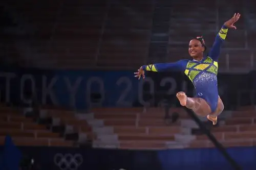 Rebeca Andrade aclama por la presencia de Simone Biles, quien pasa por un momento complicado de salud