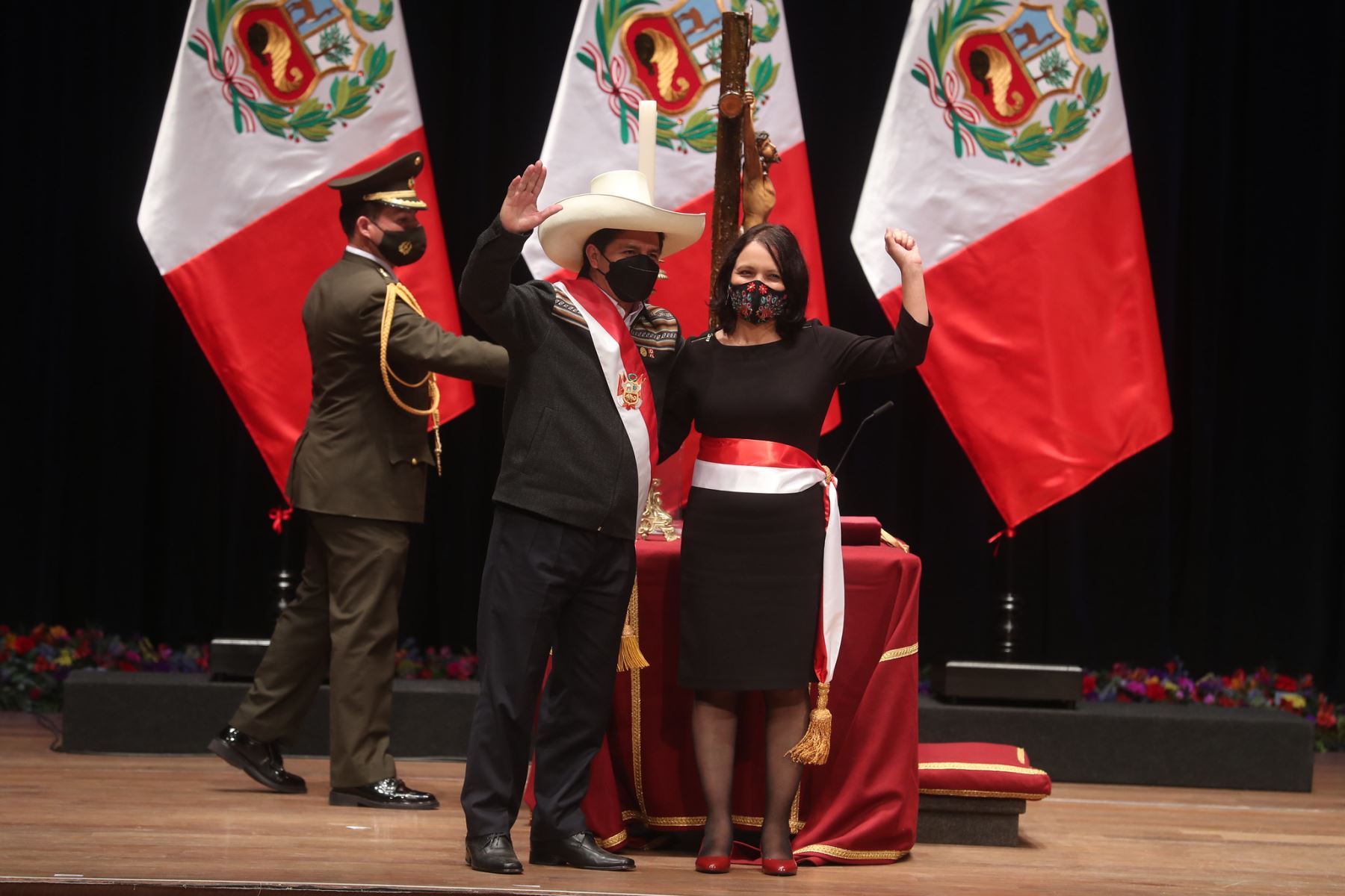 Anahí Durand jura como ministra de la Mujer y Poblaciones Vulnerables. Foto: Presidencia