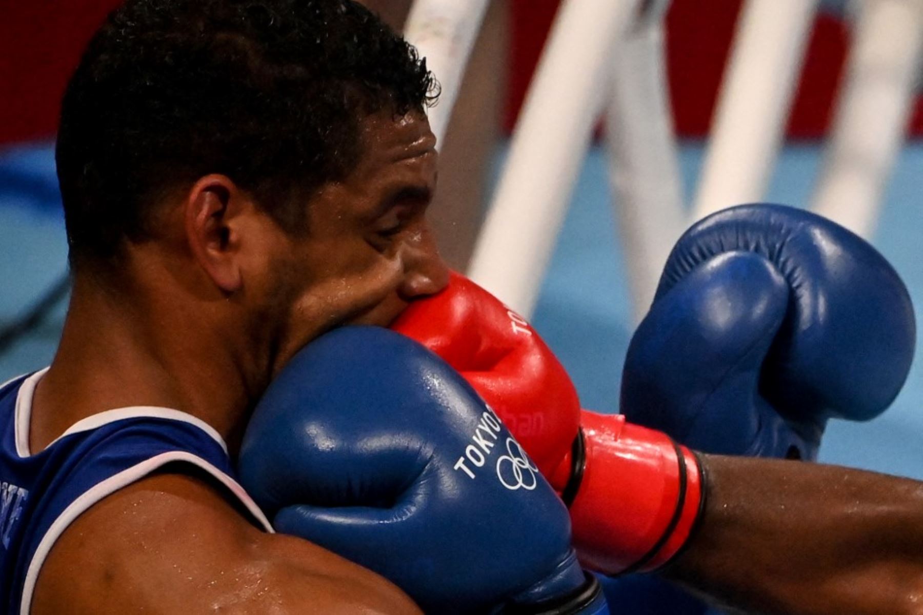 Cuba comienza a poner orden en Boxeo y asegura tres medallas olímpicas