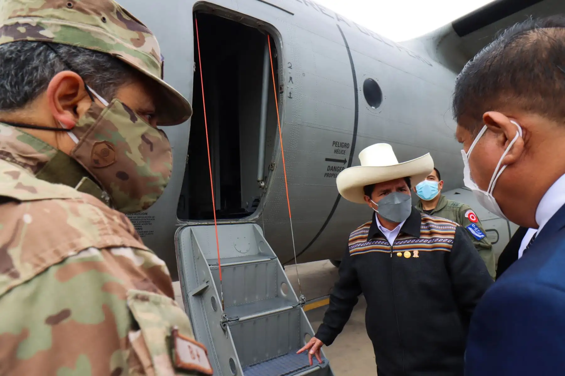 Presidente de la República, Pedro Castillo, viaja a Sullana para verificar daños por el sismo de 6.1 grados. Foto: ANDINA/ Prensa Presidencia