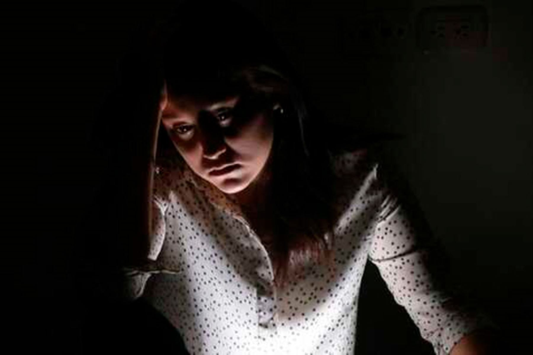 Riesgo suicida y trastornos del sueño se incrementaron, mientras que la calidad de vida disminuyó, según estudio del Instituto Nacional de Salud Mental. Foto: ANDINA/Minsa